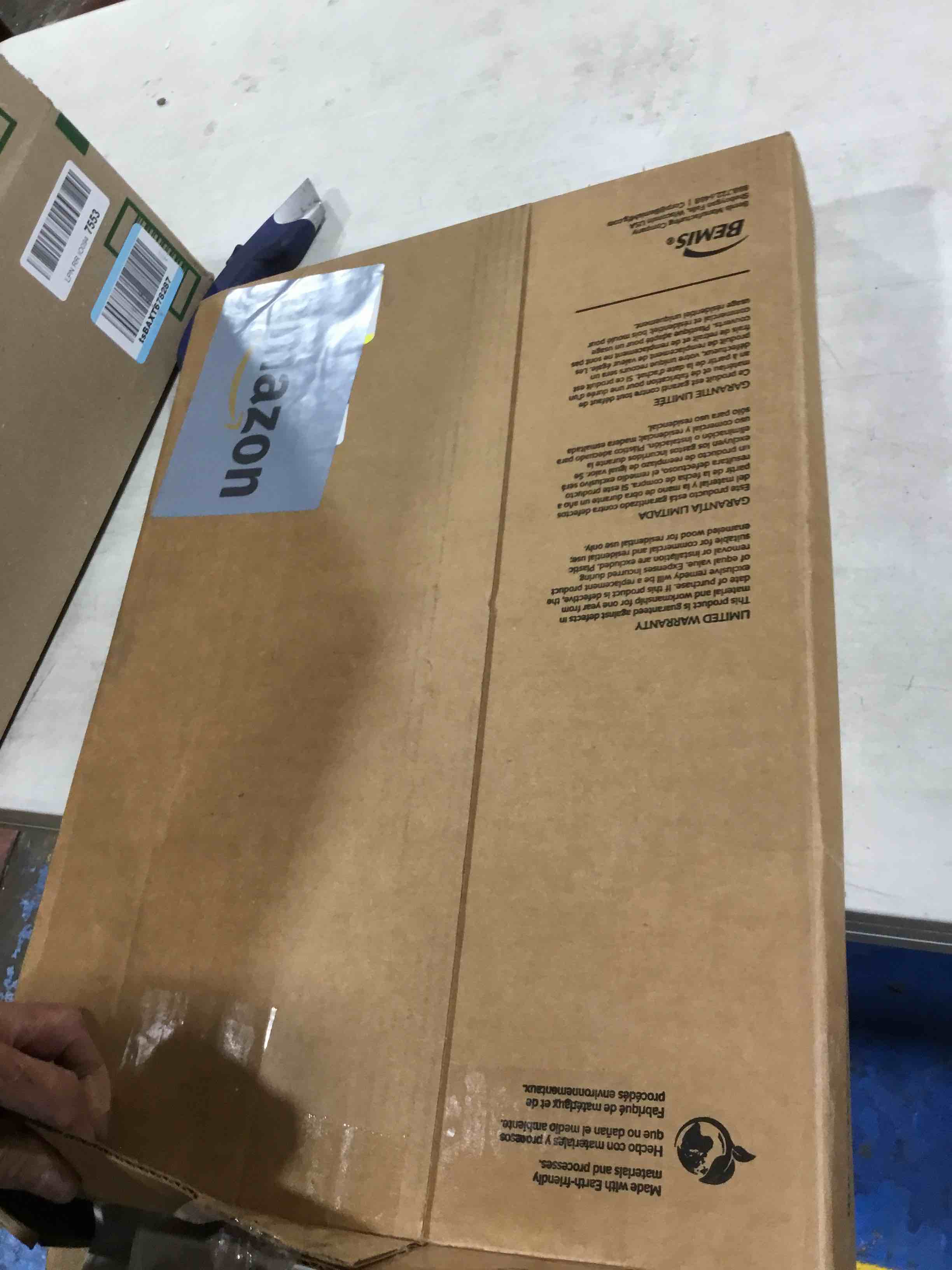 https://s3.amazonaws.com/lotting-images-prod/bidfta/YEL6337018_1713535198542.jpeg