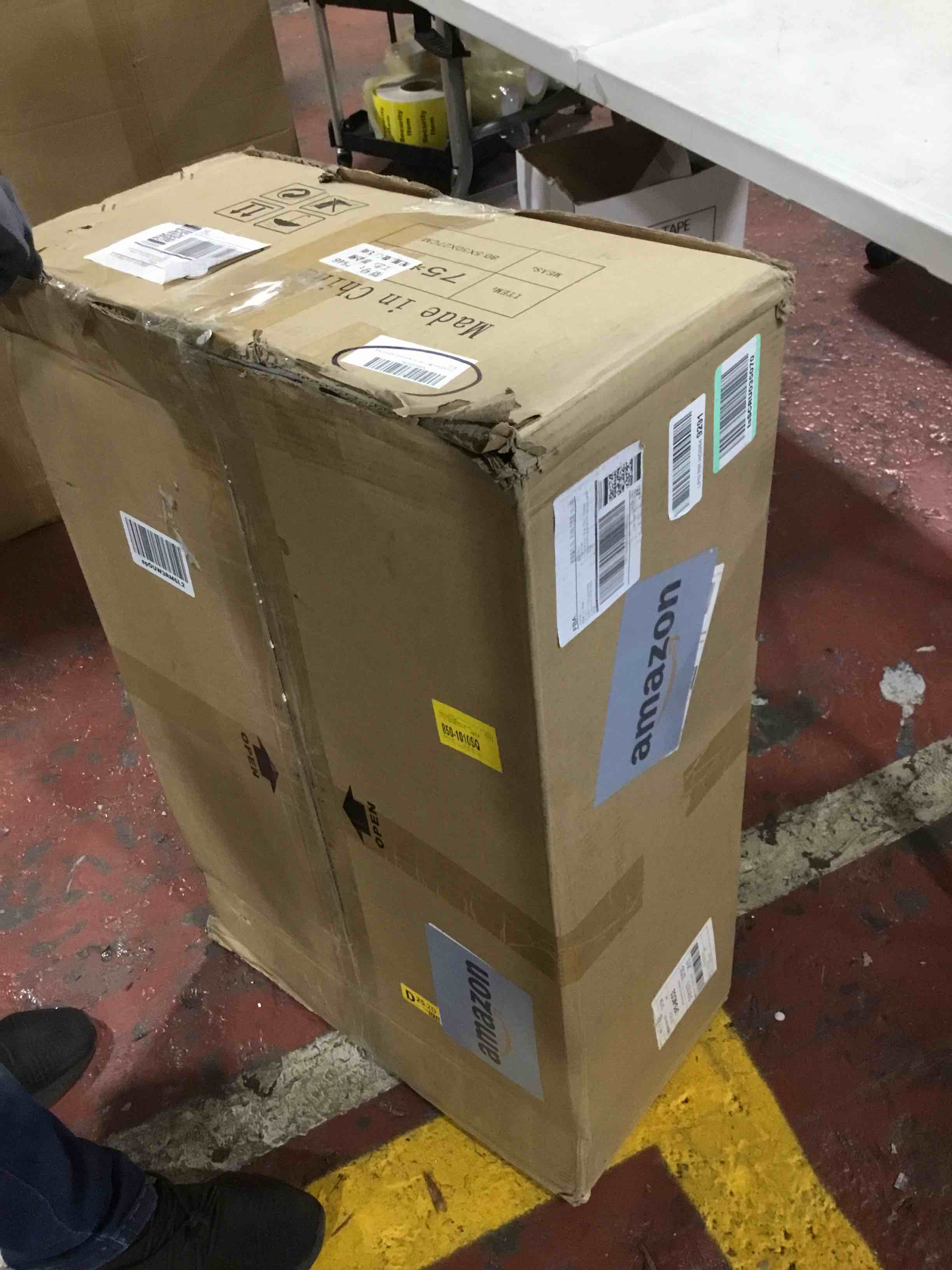 https://s3.amazonaws.com/lotting-images-prod/bidfta/YEL6341294_1716302201938.jpeg
