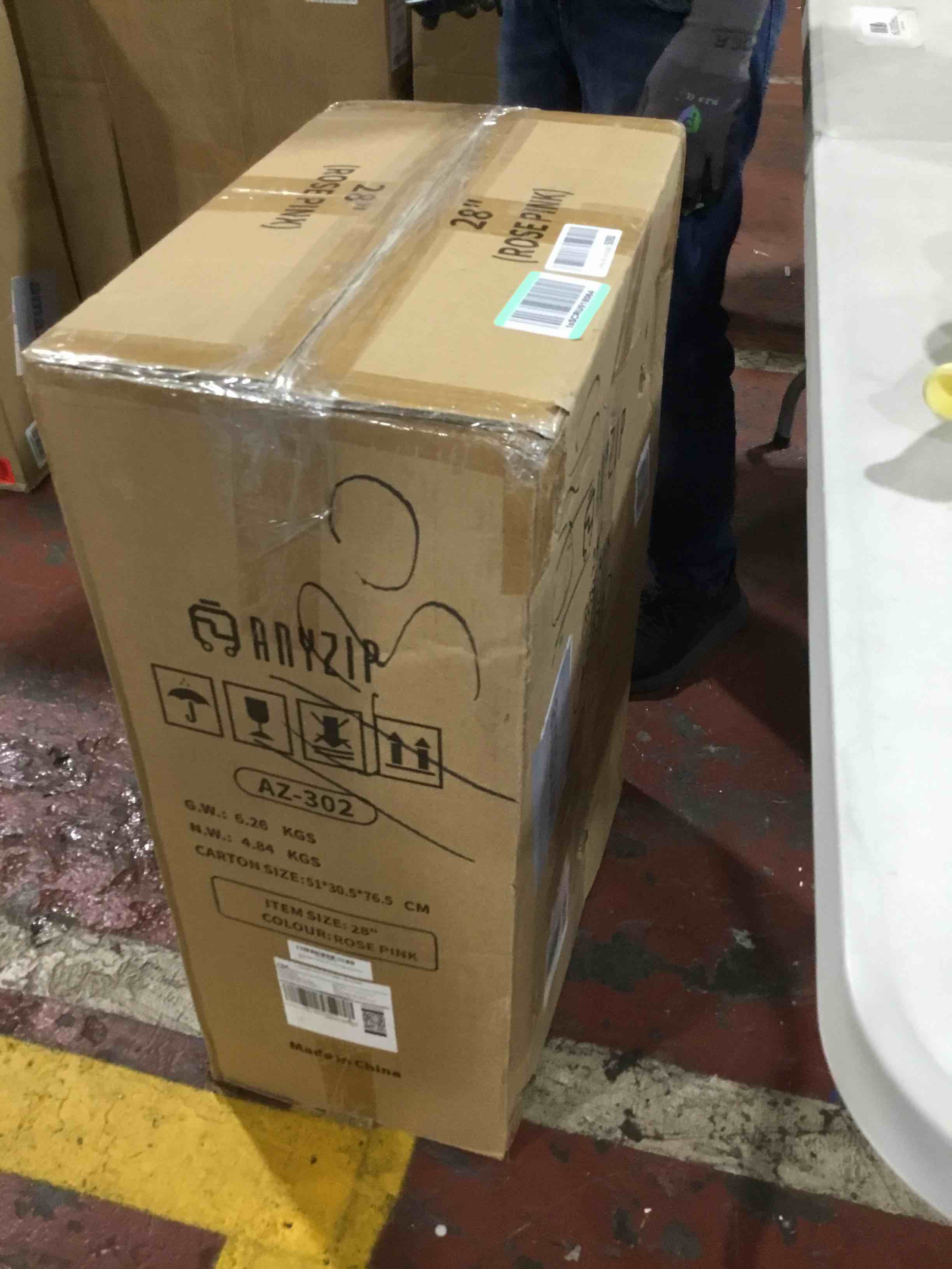 https://s3.amazonaws.com/lotting-images-prod/bidfta/YEL6341295_1716302278416.jpeg