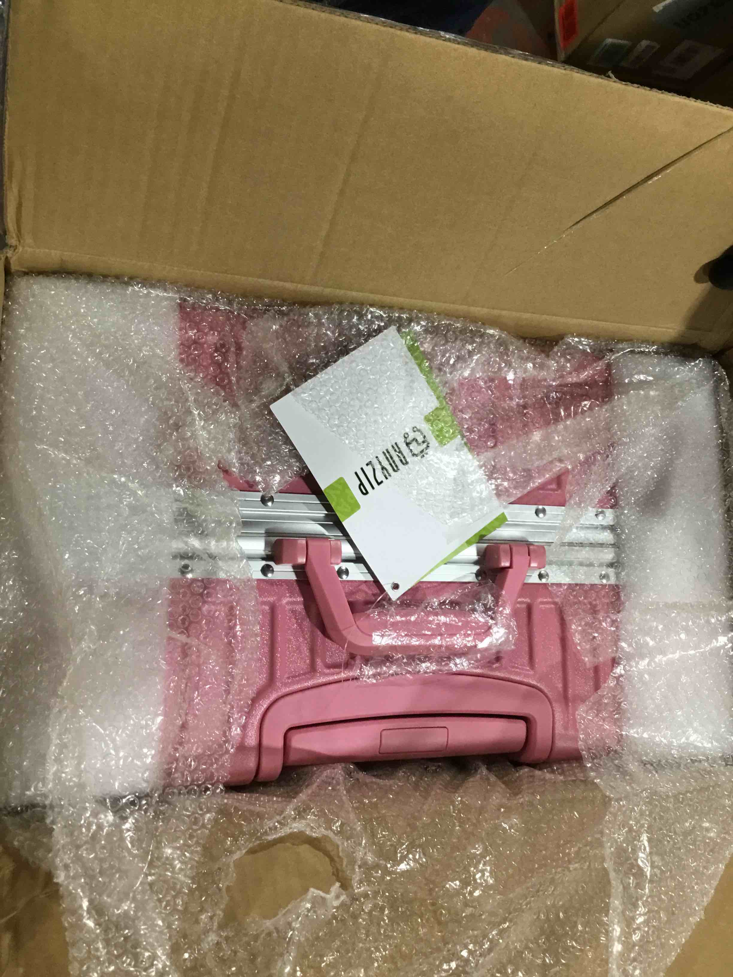 https://s3.amazonaws.com/lotting-images-prod/bidfta/YEL6341295_1716302293865.jpeg