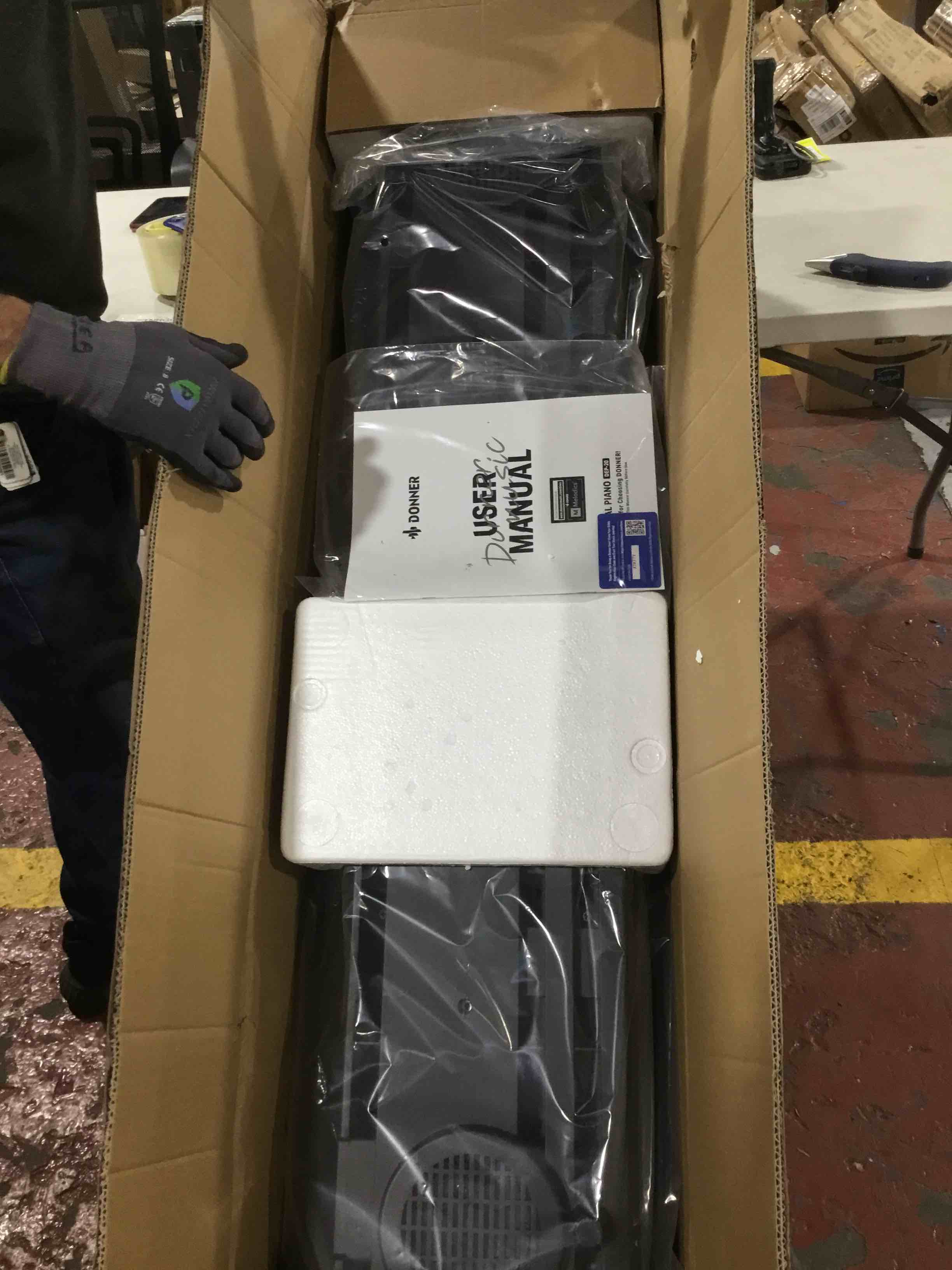 https://s3.amazonaws.com/lotting-images-prod/bidfta/YEL6341297_1716302496030.jpeg