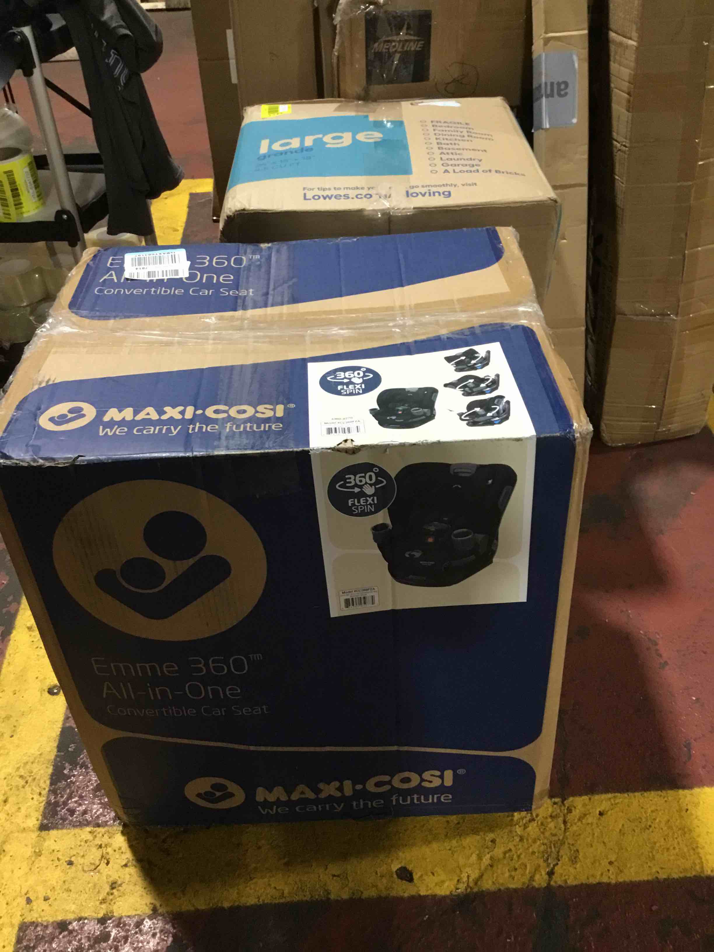 https://s3.amazonaws.com/lotting-images-prod/bidfta/YEL6341649_1716492916915.jpeg