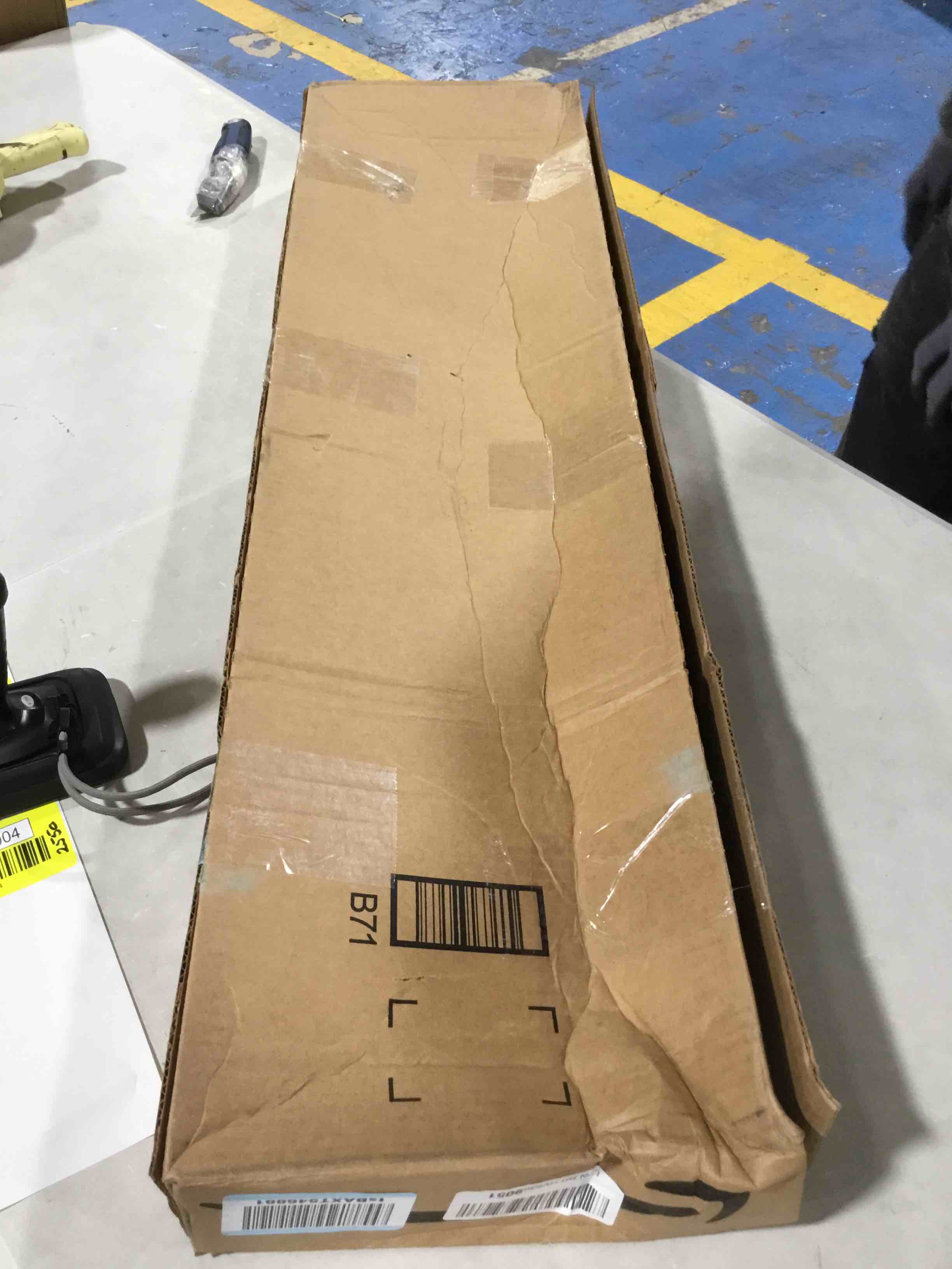 https://s3.amazonaws.com/lotting-images-prod/bidfta/YEL6342004_1716983064136.jpeg