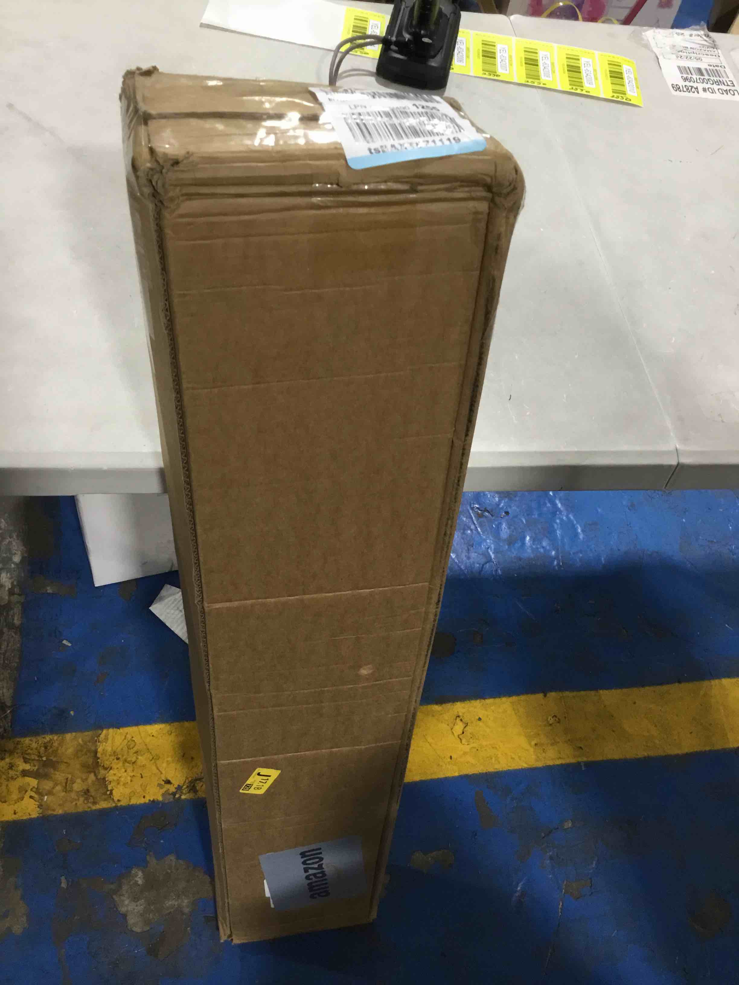 https://s3.amazonaws.com/lotting-images-prod/bidfta/YEL6342005_1716983165032.jpeg