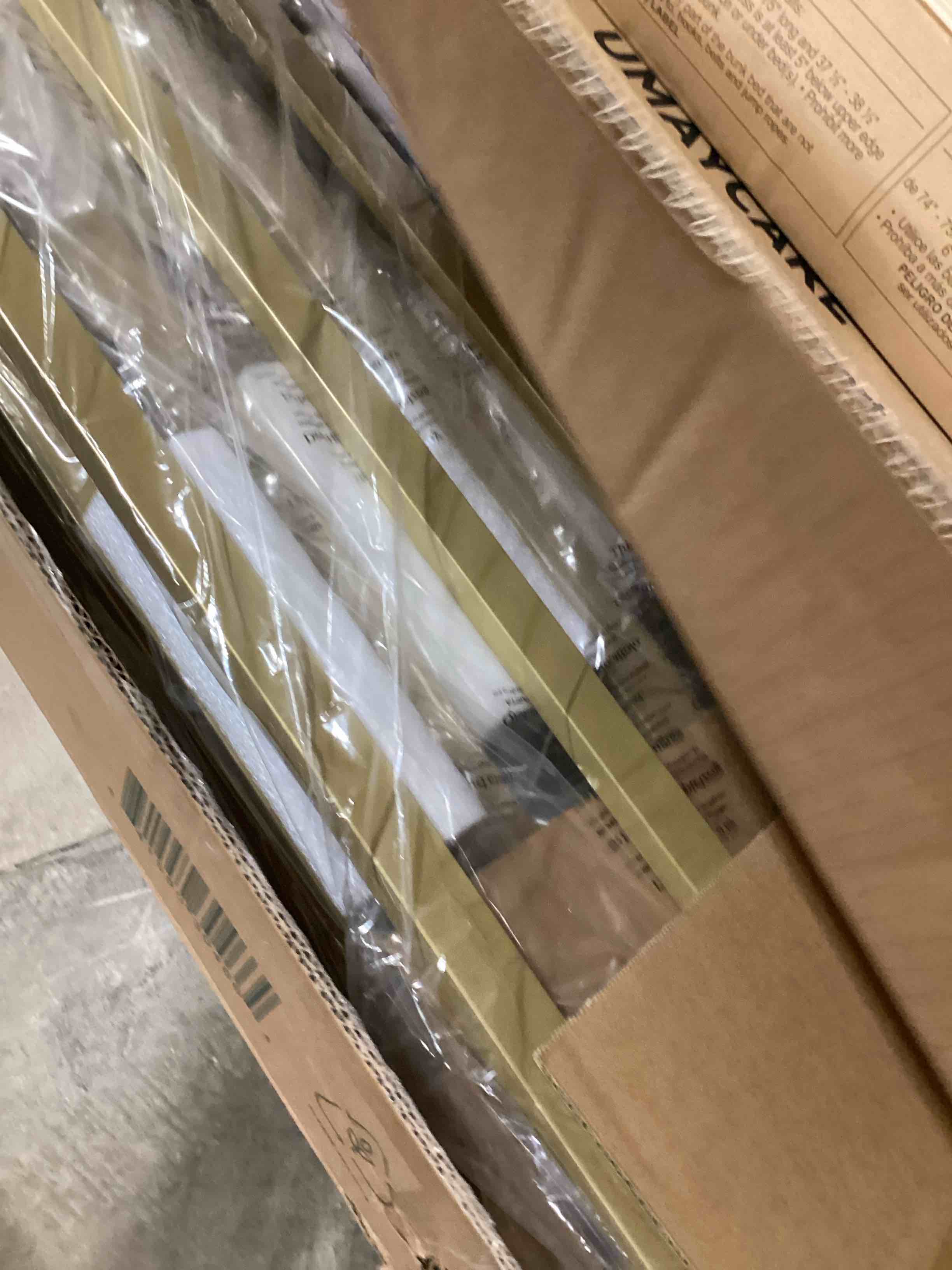 https://s3.amazonaws.com/lotting-images-prod/bidfta/YEL6343968_1722269553199.jpeg