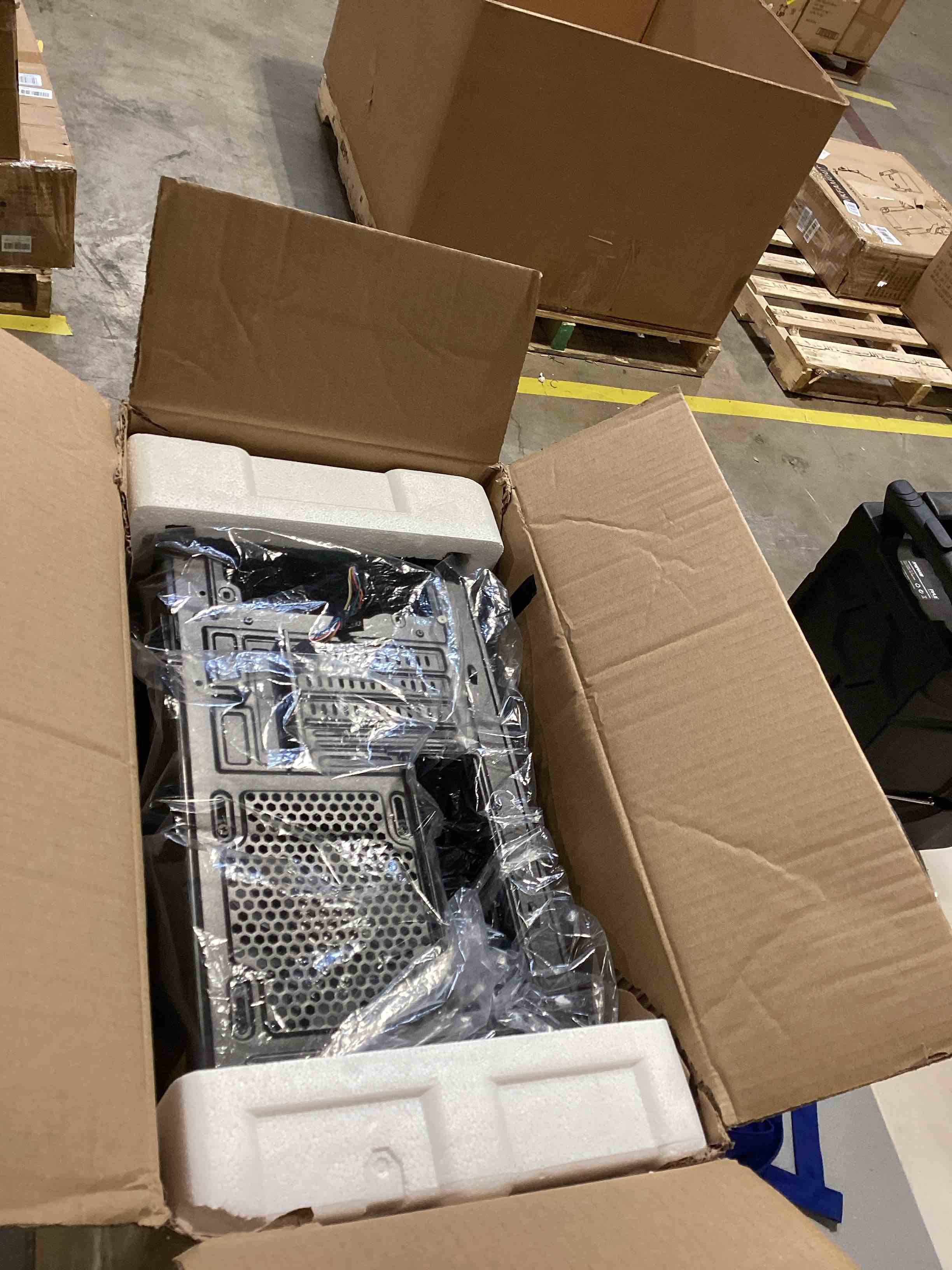 https://s3.amazonaws.com/lotting-images-prod/bidfta/YEL6344463_1723218051878.jpeg
