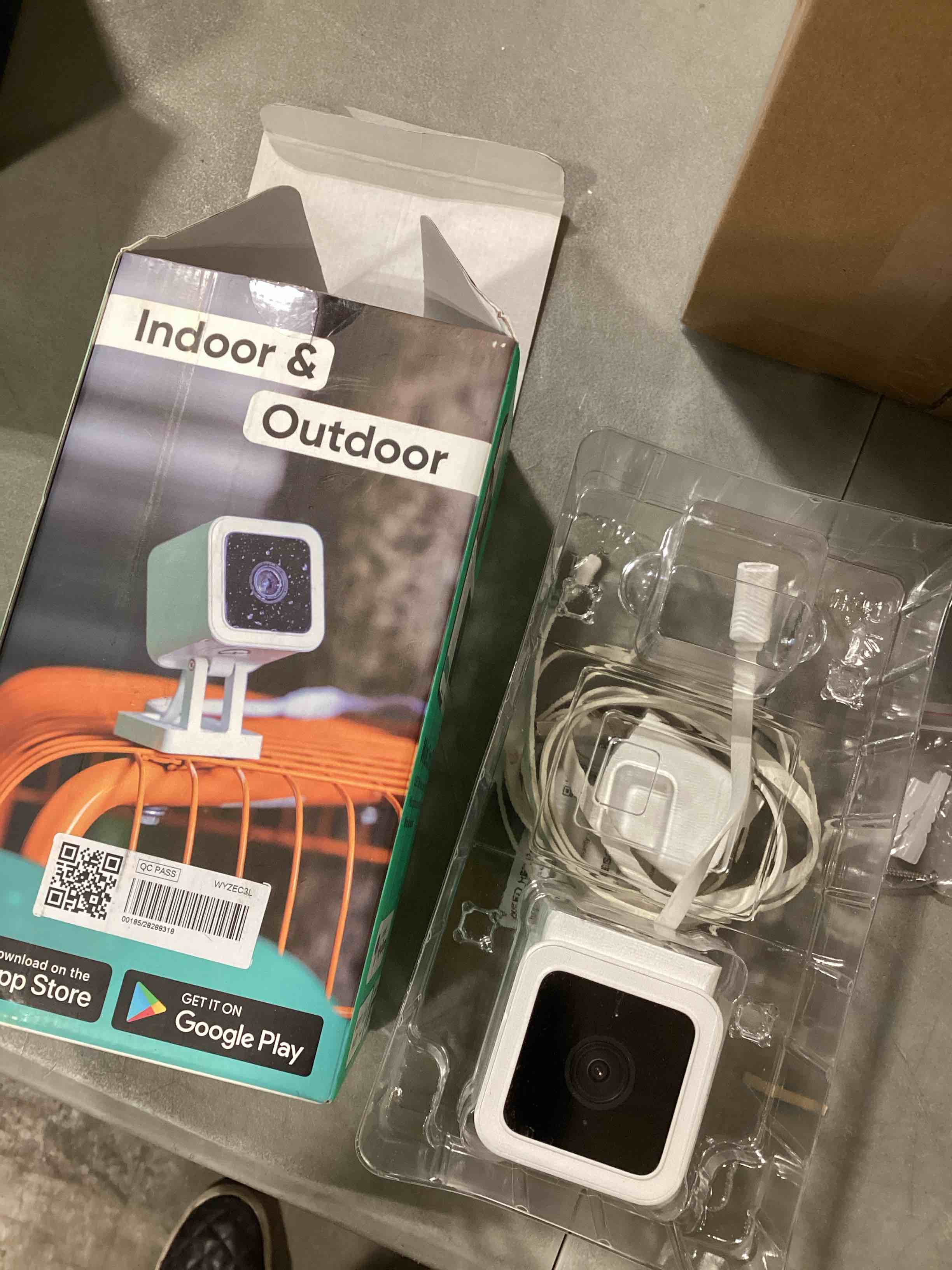 https://s3.amazonaws.com/lotting-images-prod/bidfta/YEL6345582_1714571783321.jpeg