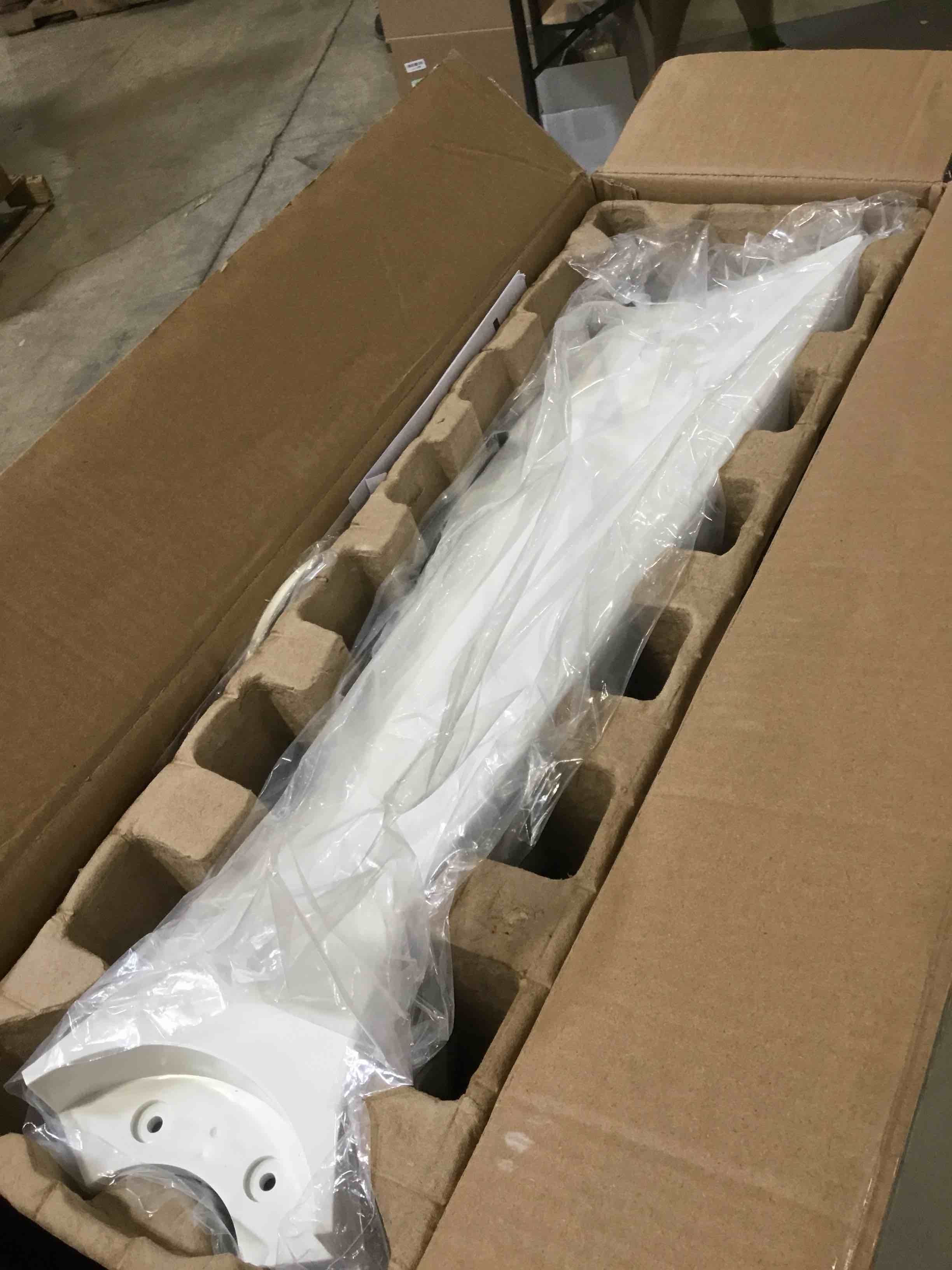 https://s3.amazonaws.com/lotting-images-prod/bidfta/YEL6346499_1716217070180.jpeg