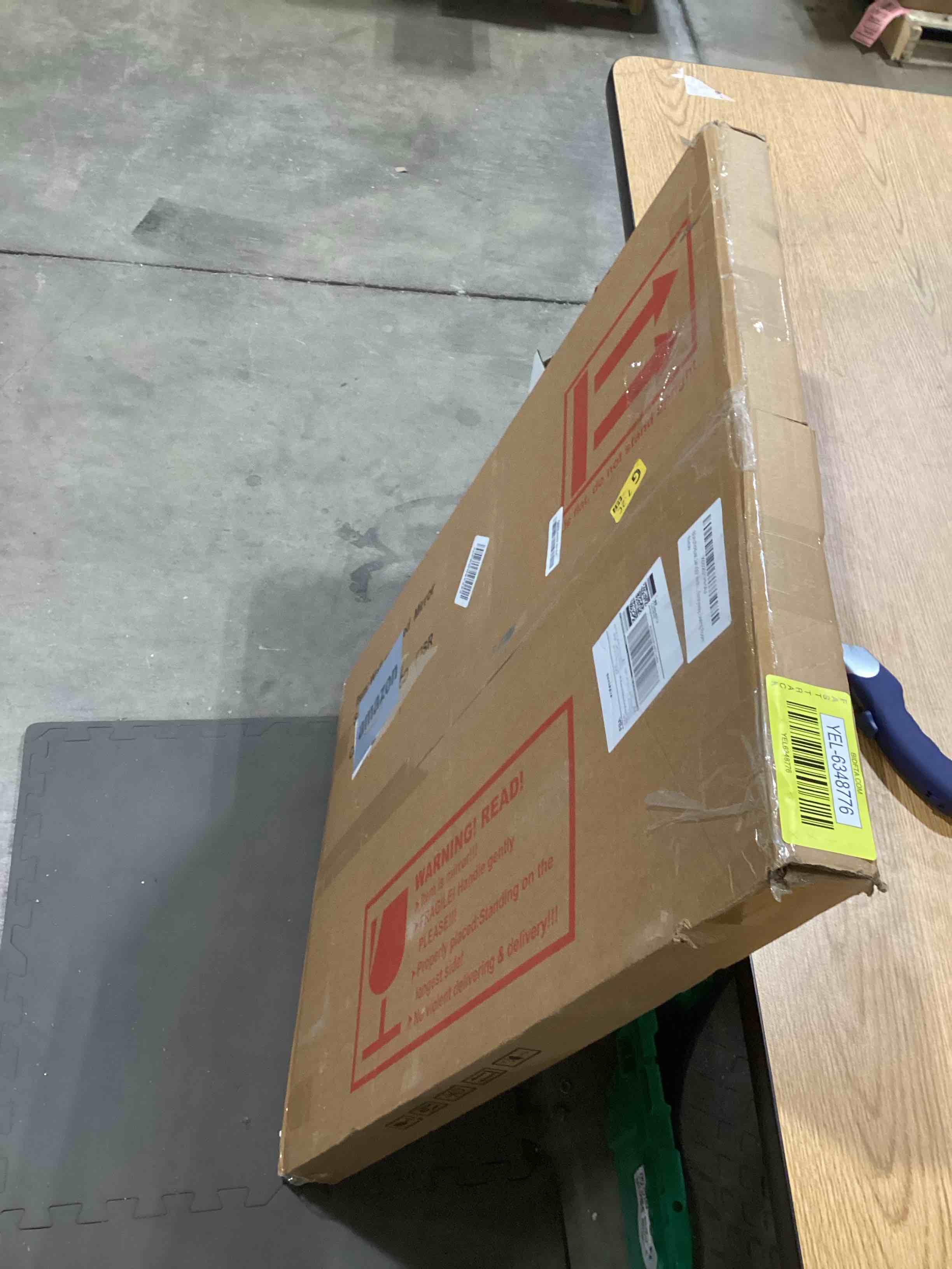 https://s3.amazonaws.com/lotting-images-prod/bidfta/YEL6348776_1716034324144.jpeg