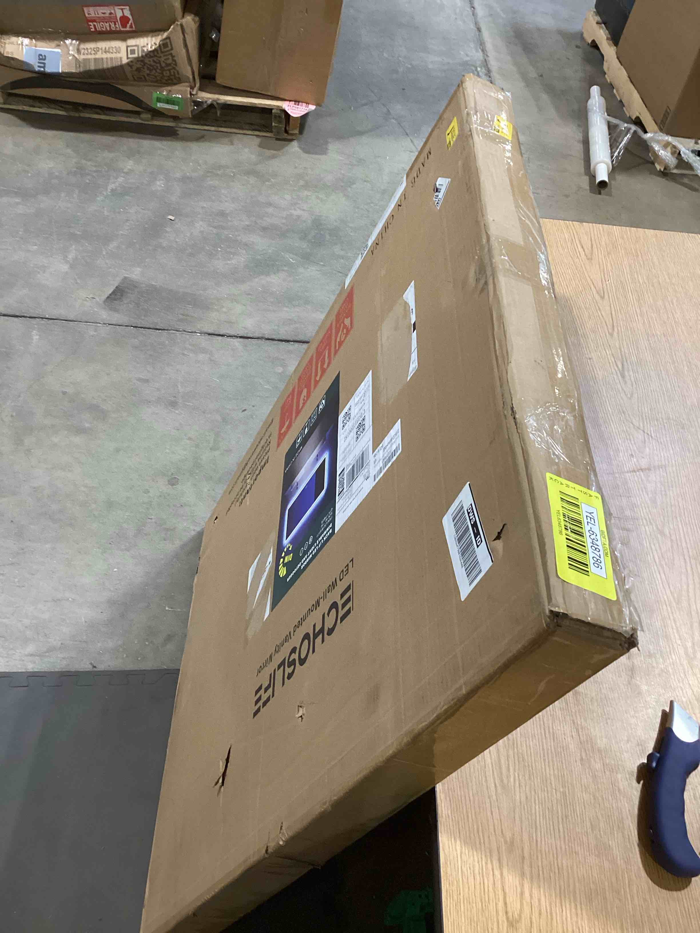 https://s3.amazonaws.com/lotting-images-prod/bidfta/YEL6348786_1716037392979.jpeg