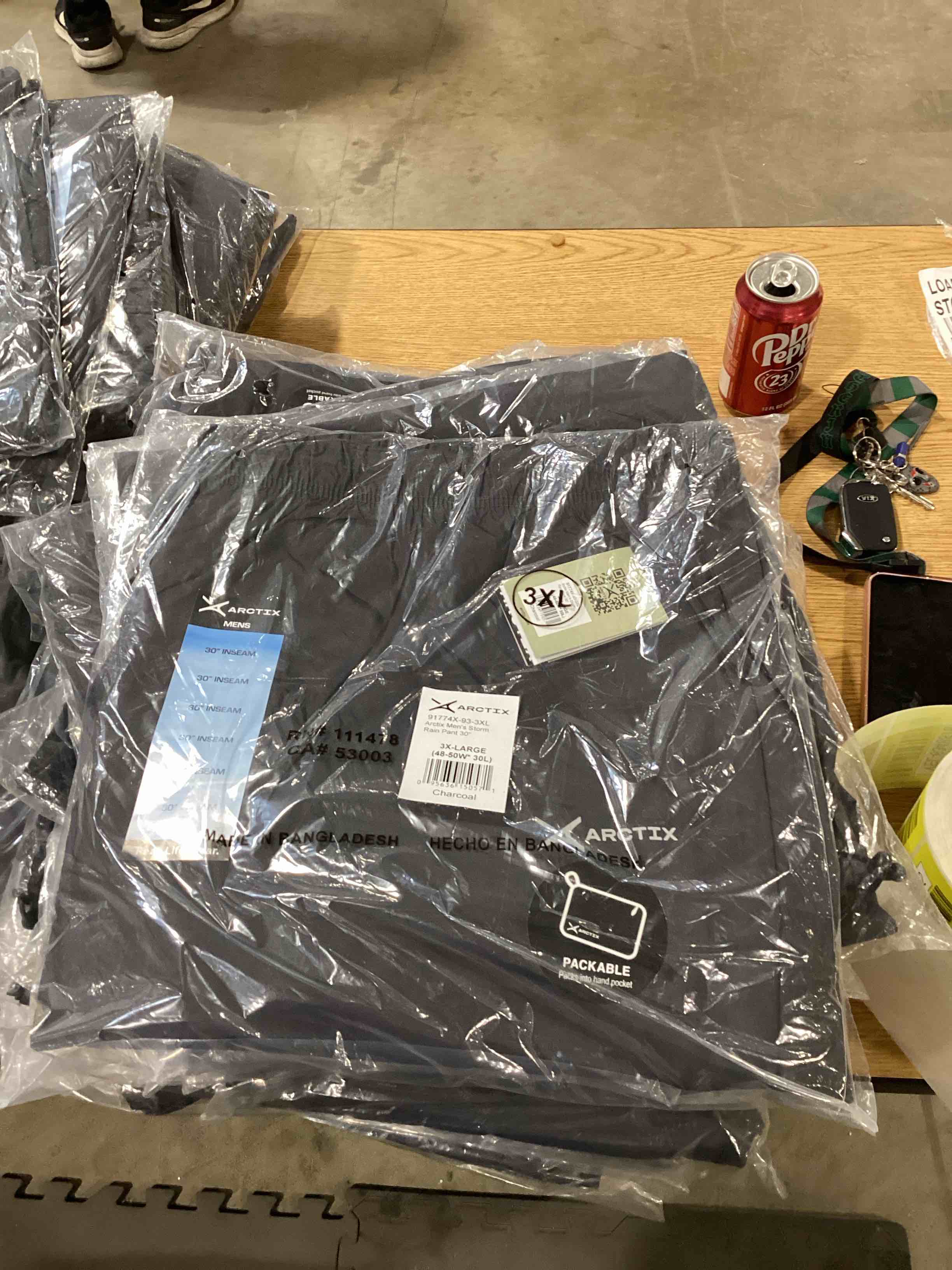 https://s3.amazonaws.com/lotting-images-prod/bidfta/YEL6348904_1716395469456.jpeg