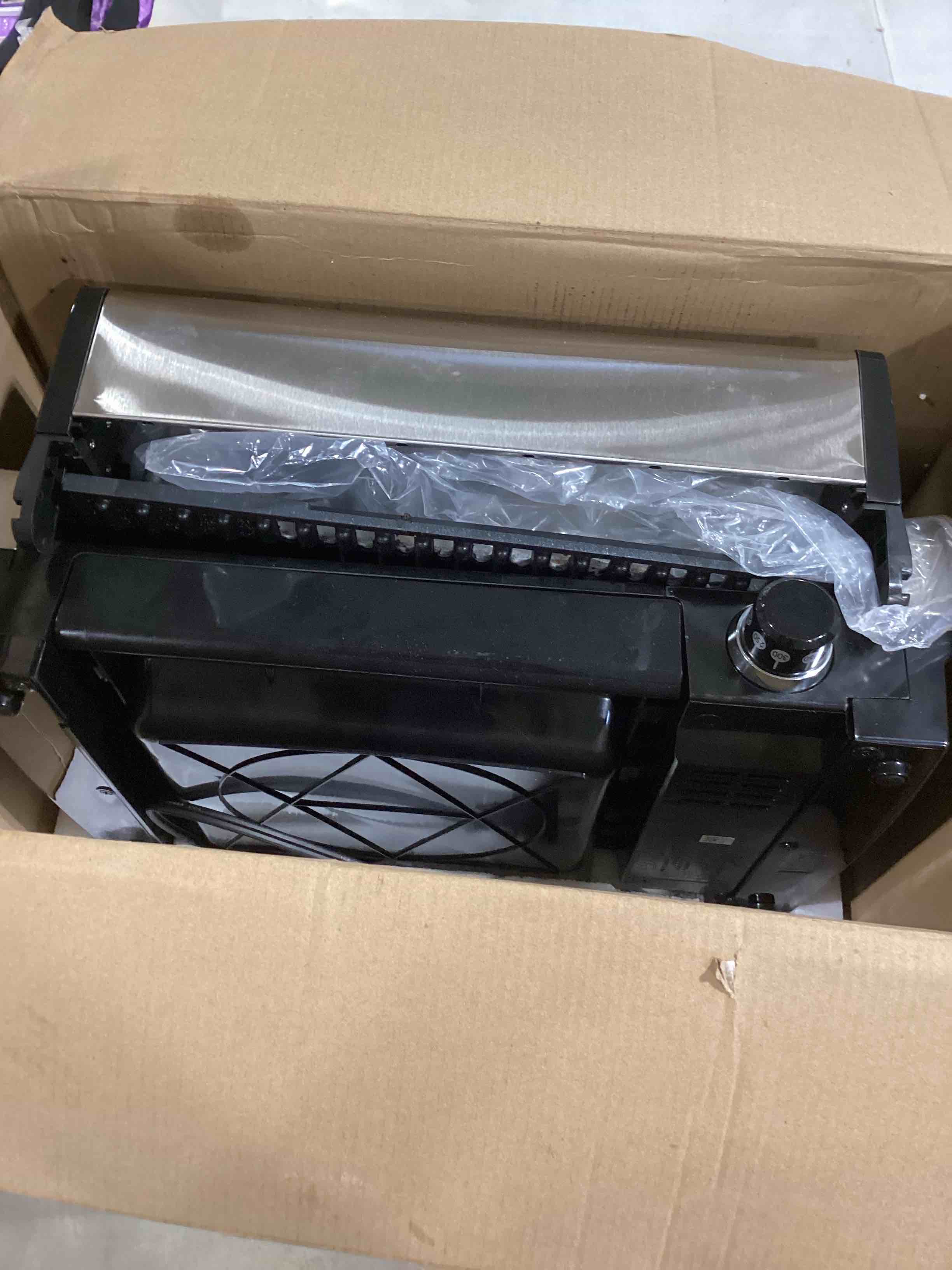 https://s3.amazonaws.com/lotting-images-prod/bidfta/YEL6349689_1718027295868.jpeg