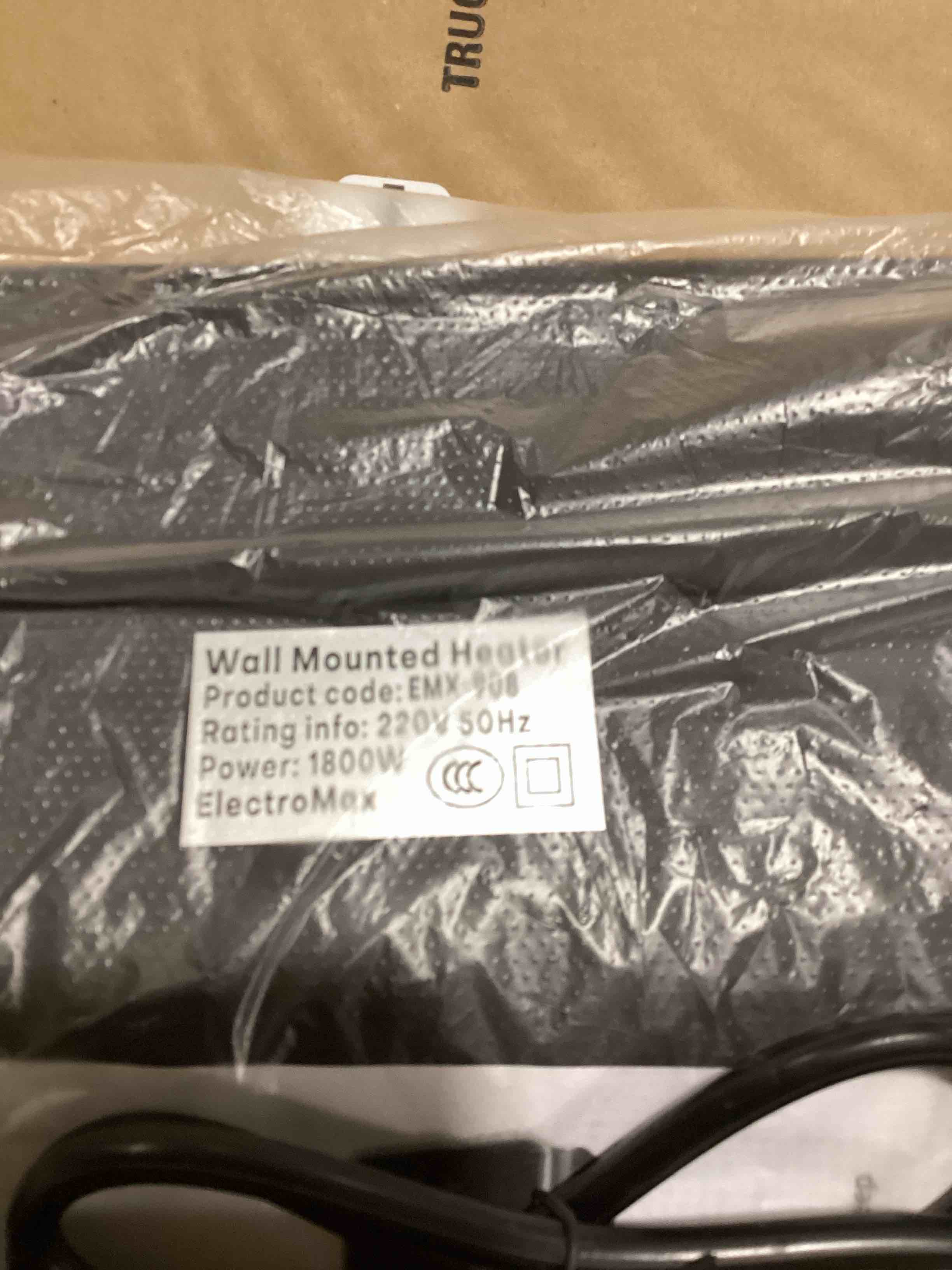 https://s3.amazonaws.com/lotting-images-prod/bidfta/YEL6350719_1720033898043.jpeg