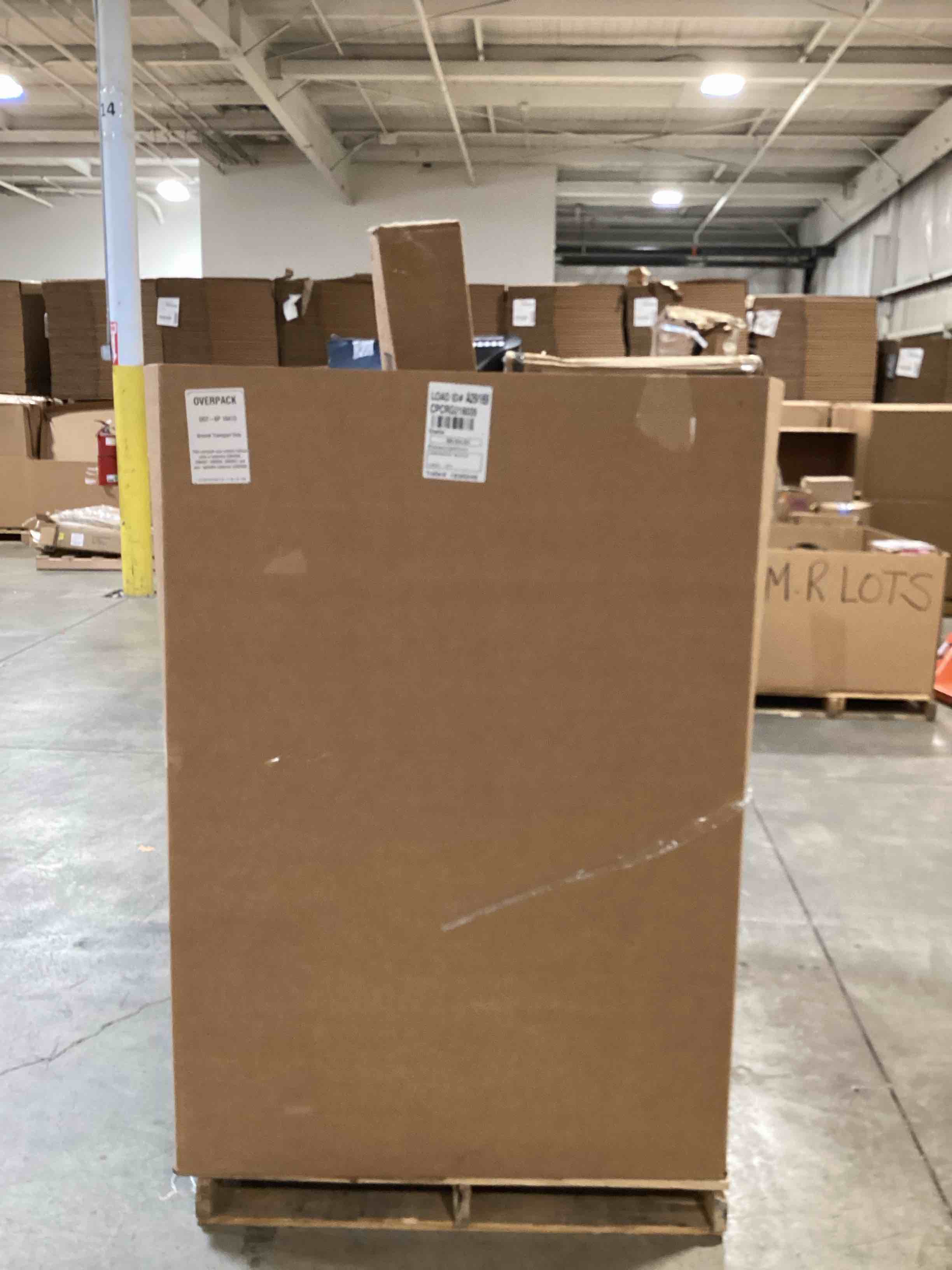 https://s3.amazonaws.com/lotting-images-prod/bidfta/YEL6351108_1721833815223.jpeg