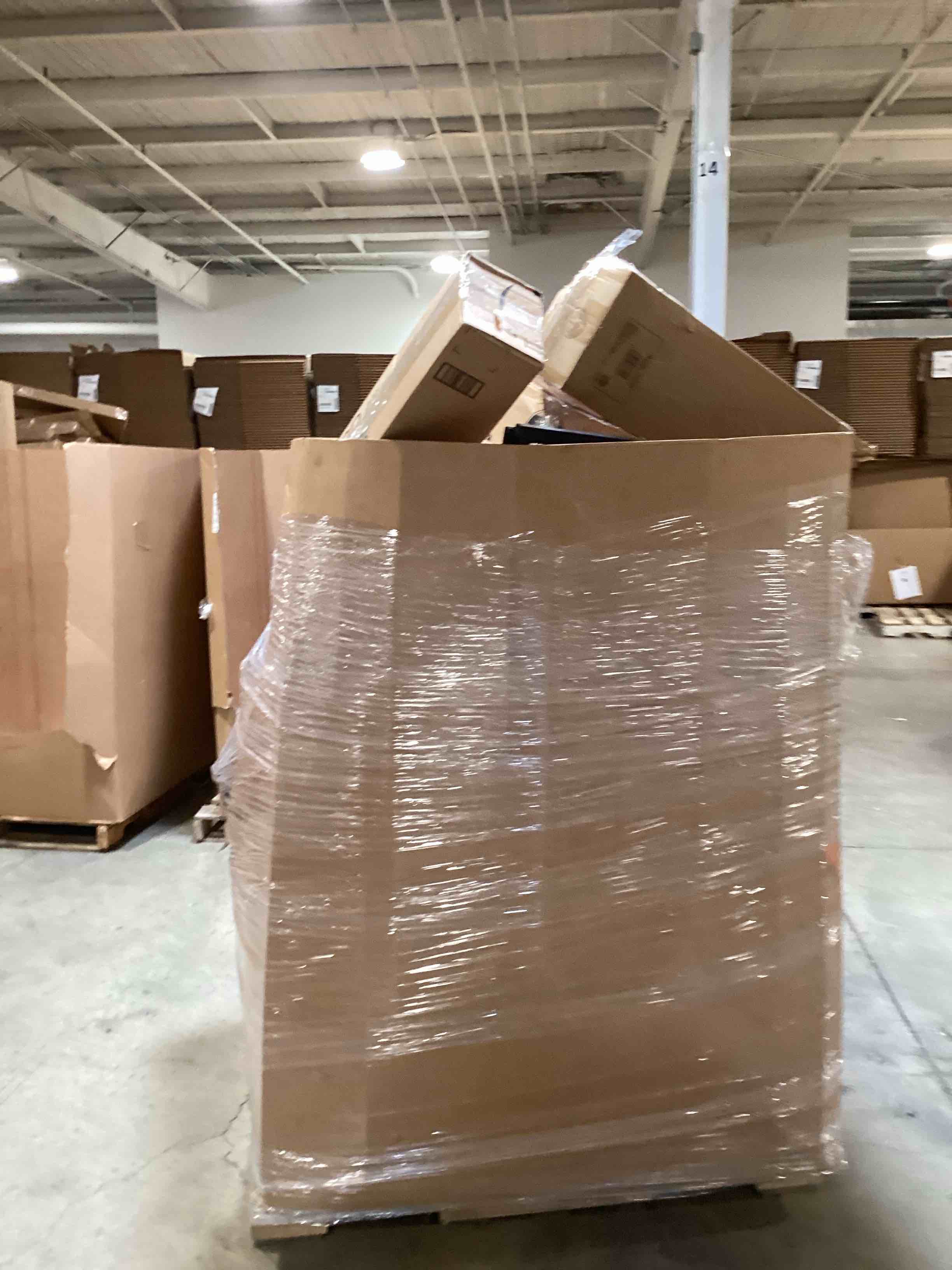 https://s3.amazonaws.com/lotting-images-prod/bidfta/YEL6351109_1721834613909.jpeg