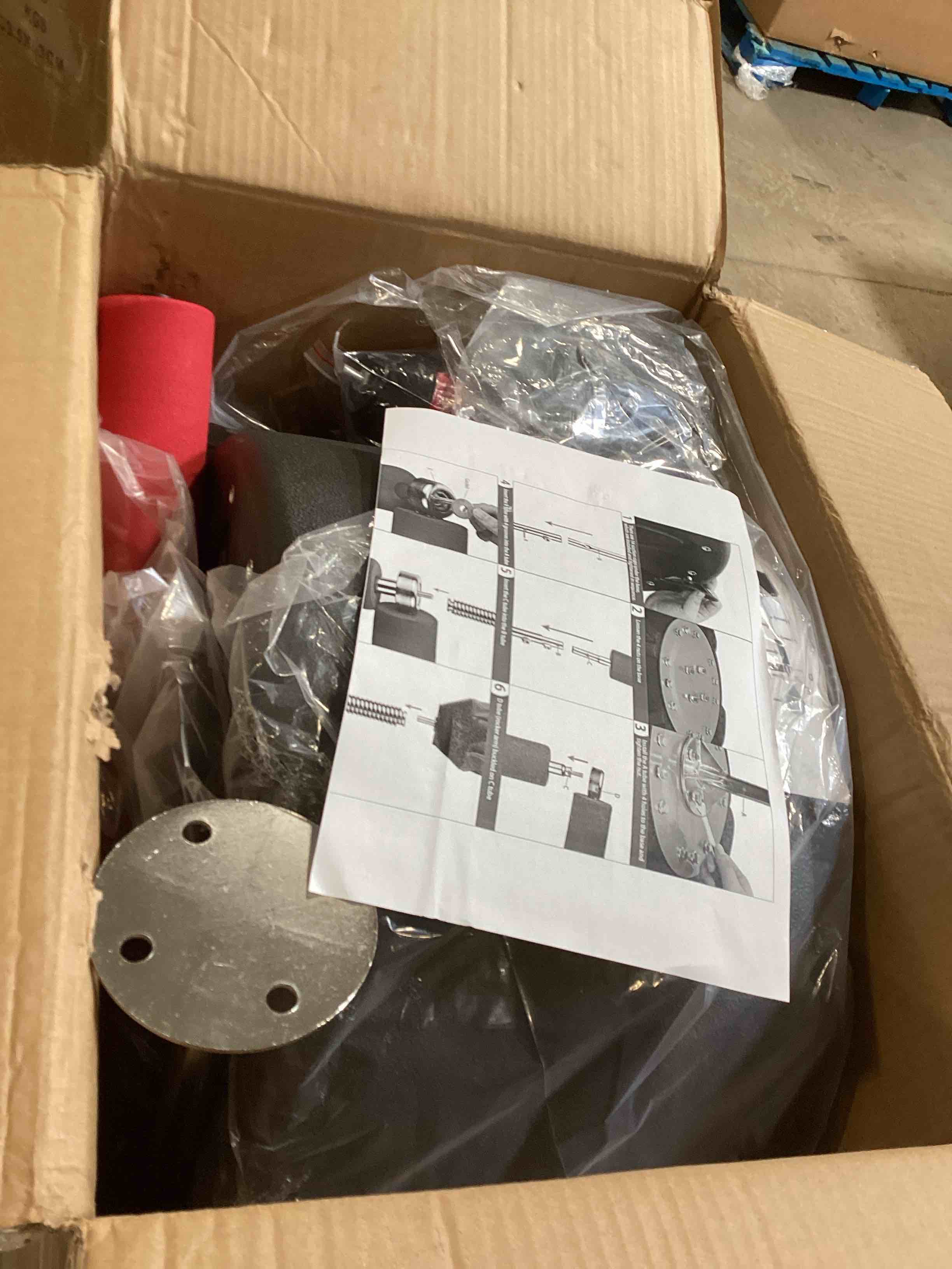 https://s3.amazonaws.com/lotting-images-prod/bidfta/YEL6351448_1718129233609.jpeg