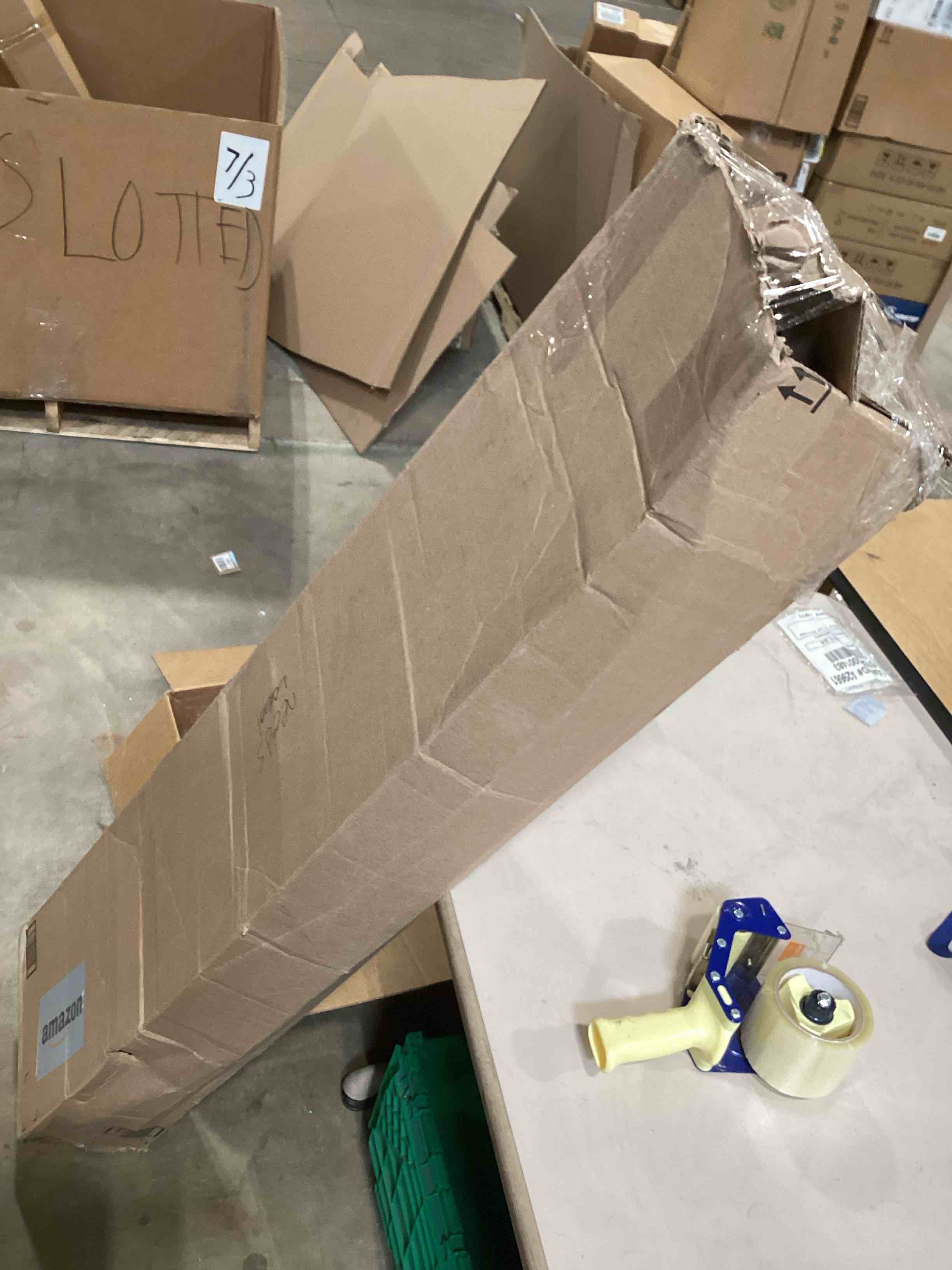 https://s3.amazonaws.com/lotting-images-prod/bidfta/YEL6352463_1720196487972.jpeg