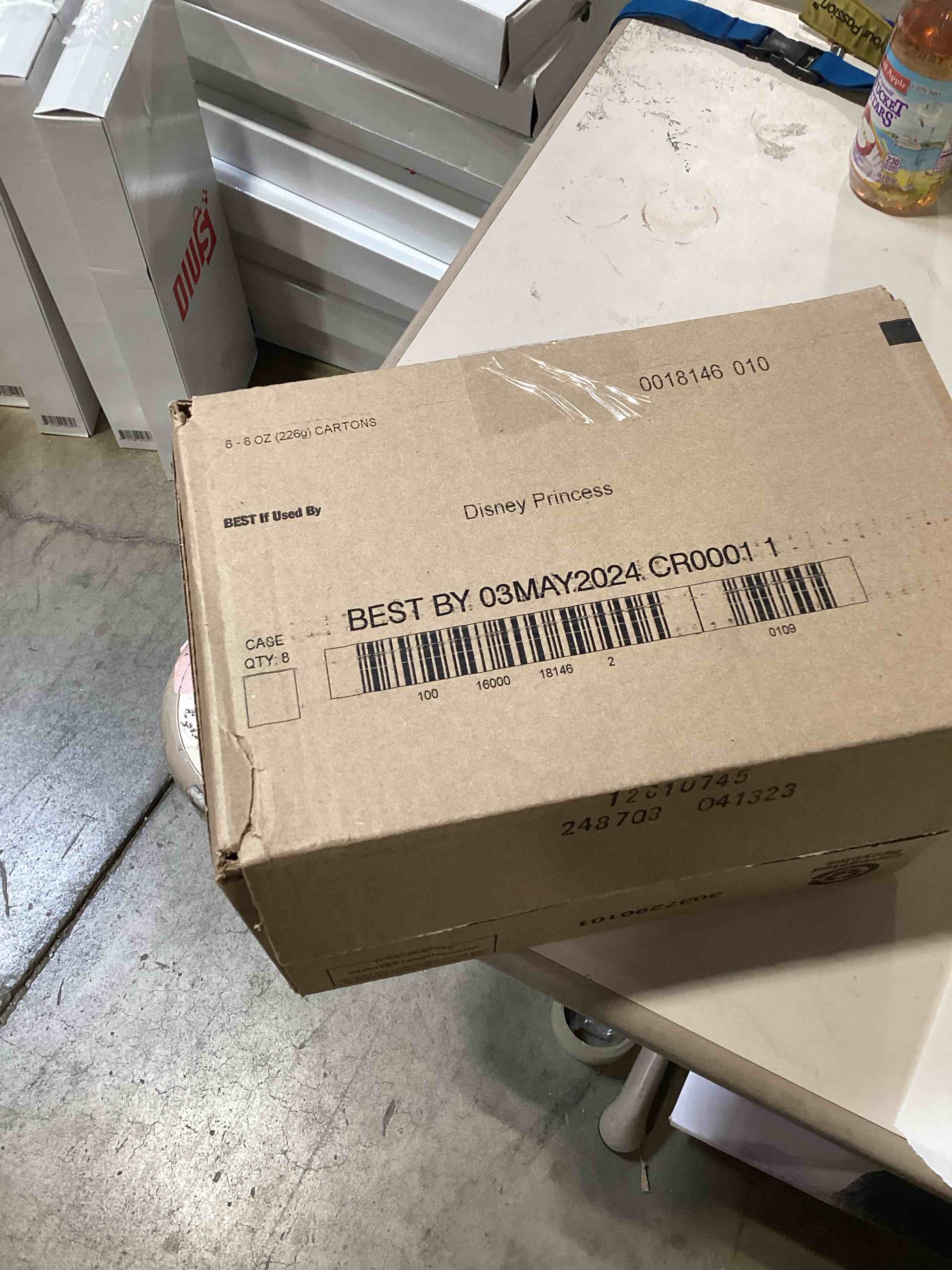https://s3.amazonaws.com/lotting-images-prod/bidfta/YEL6353070_1718113213877.jpeg