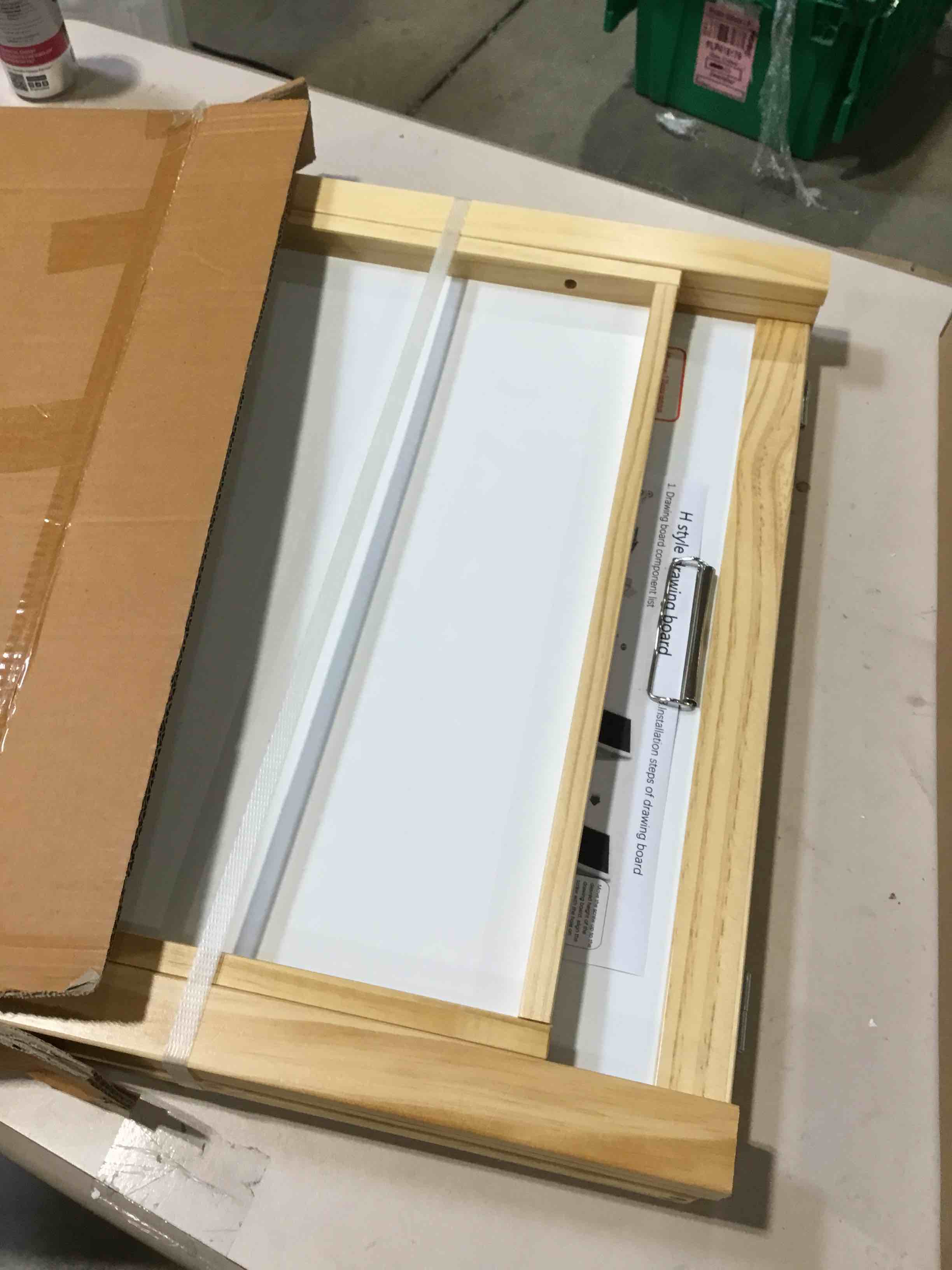 https://s3.amazonaws.com/lotting-images-prod/bidfta/YEL6353611_1718200452482.jpeg