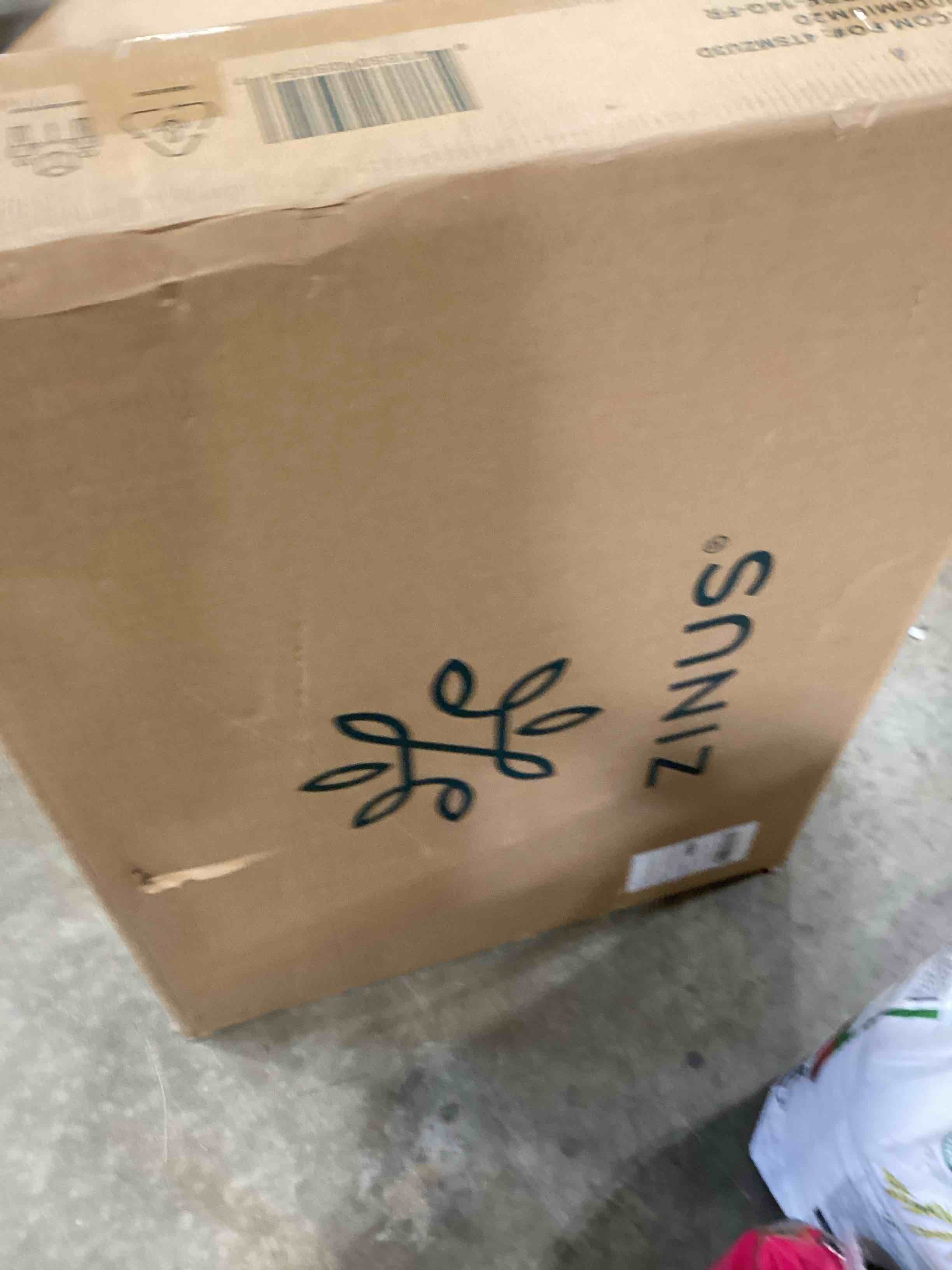 https://s3.amazonaws.com/lotting-images-prod/bidfta/YEL6354437_1719241394028.jpeg