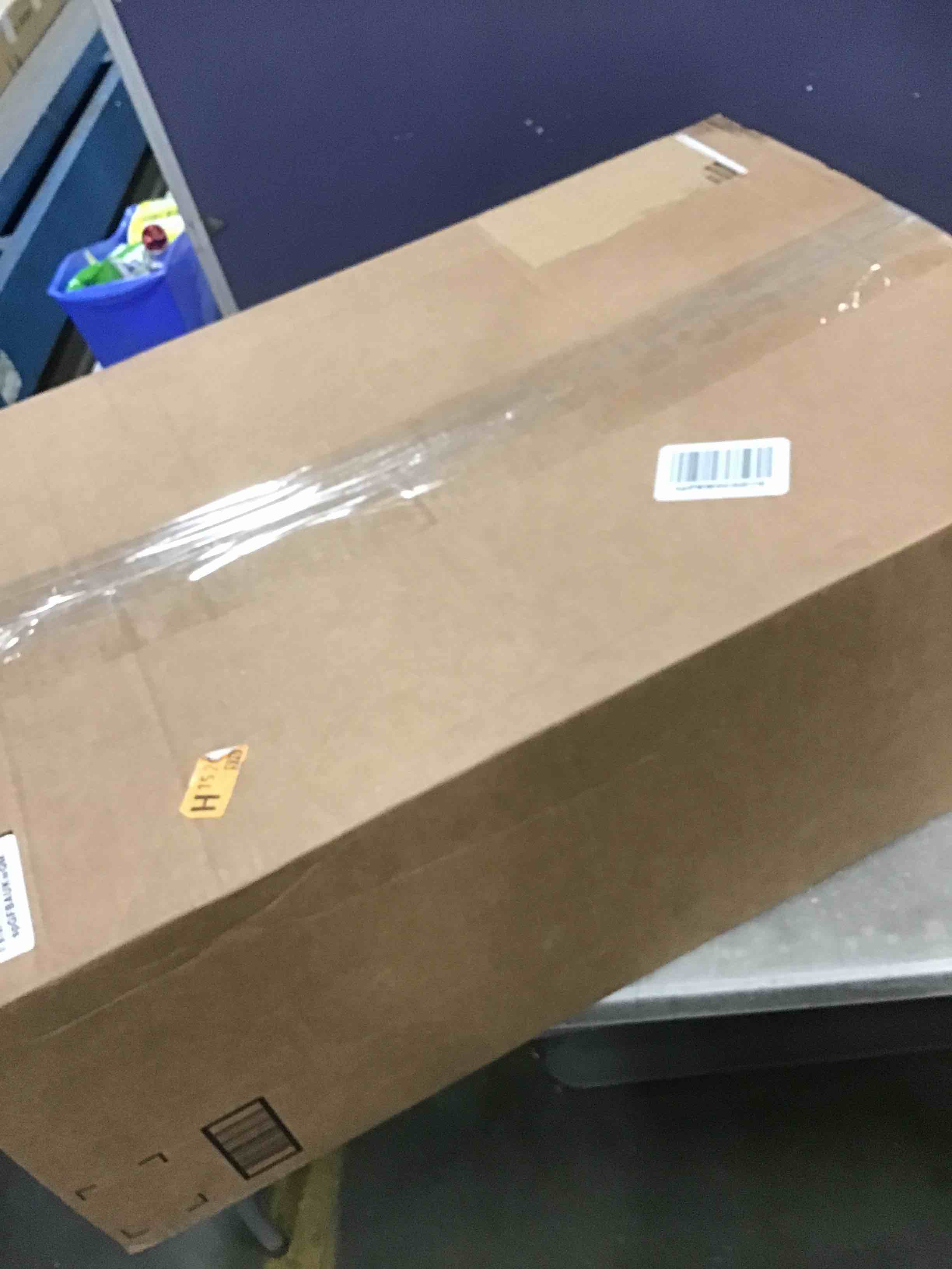 https://s3.amazonaws.com/lotting-images-prod/bidfta/YEL6357039_1711711835915.jpeg