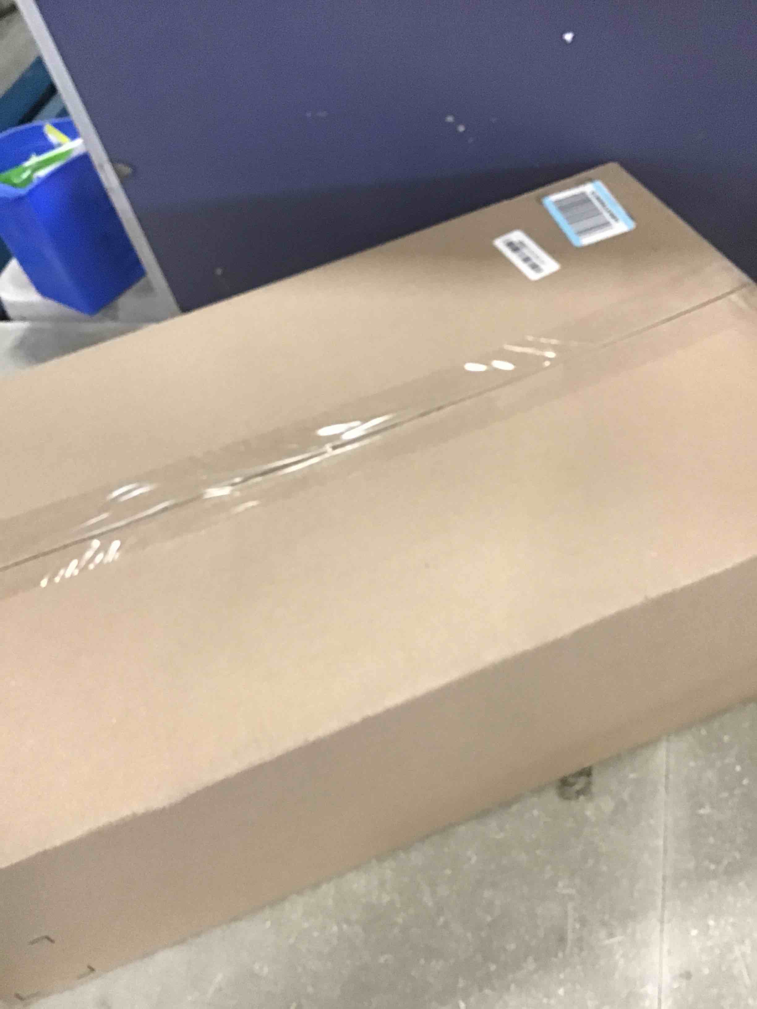 https://s3.amazonaws.com/lotting-images-prod/bidfta/YEL6357230_1711733664381.jpeg