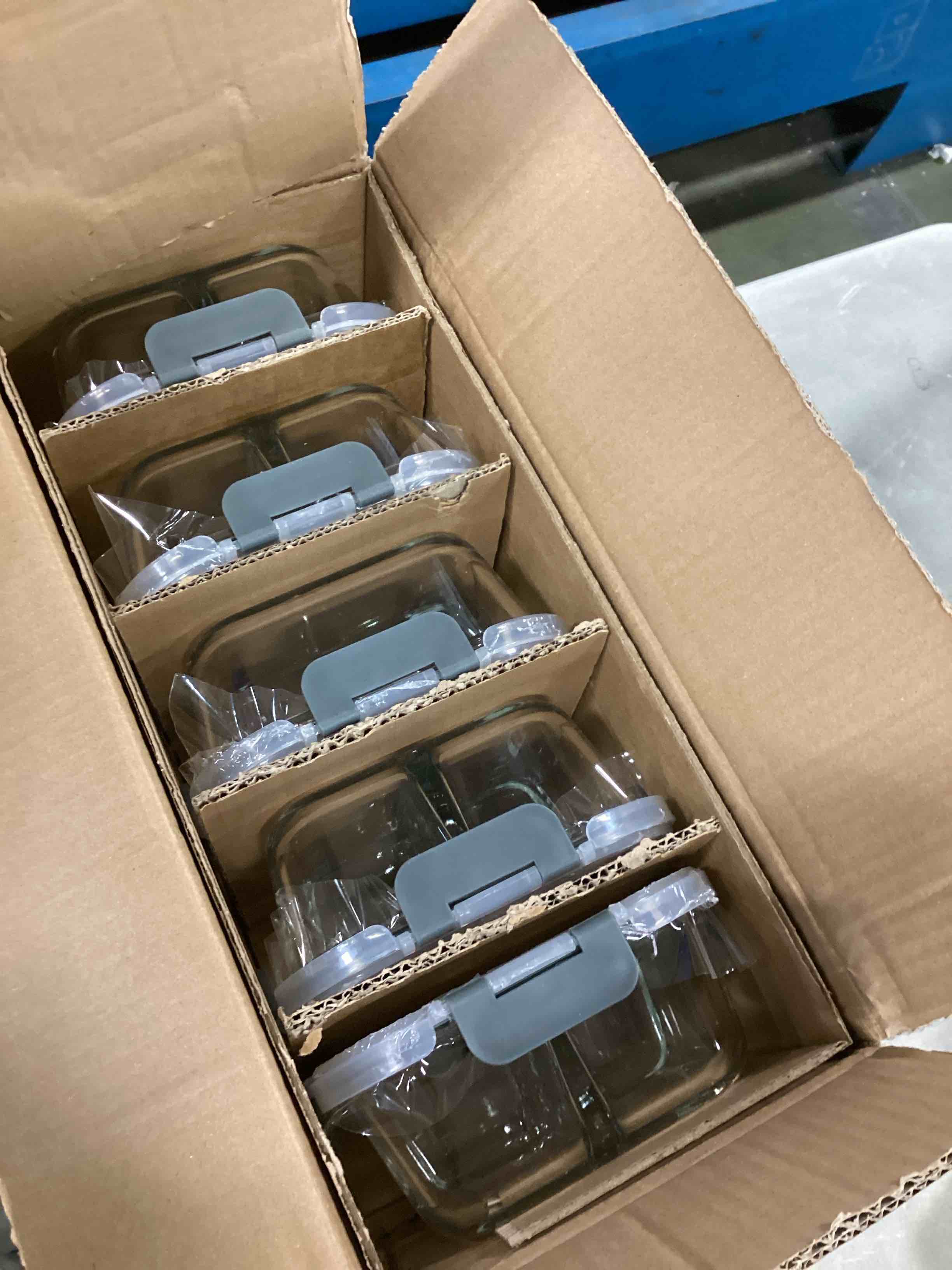 https://s3.amazonaws.com/lotting-images-prod/bidfta/YEL6357932_1711378604367.jpeg