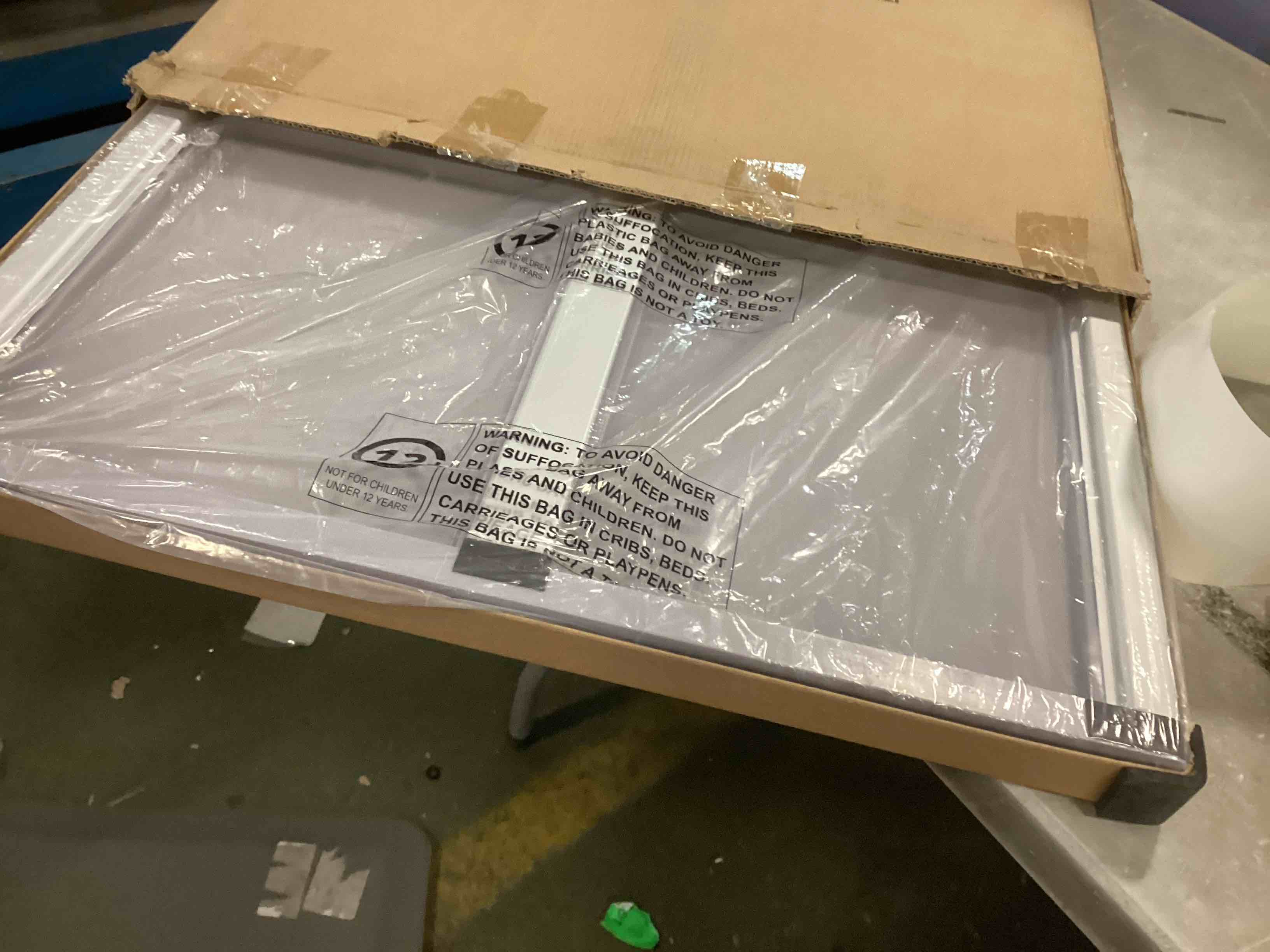 https://s3.amazonaws.com/lotting-images-prod/bidfta/YEL6358052_1711391525649.jpeg