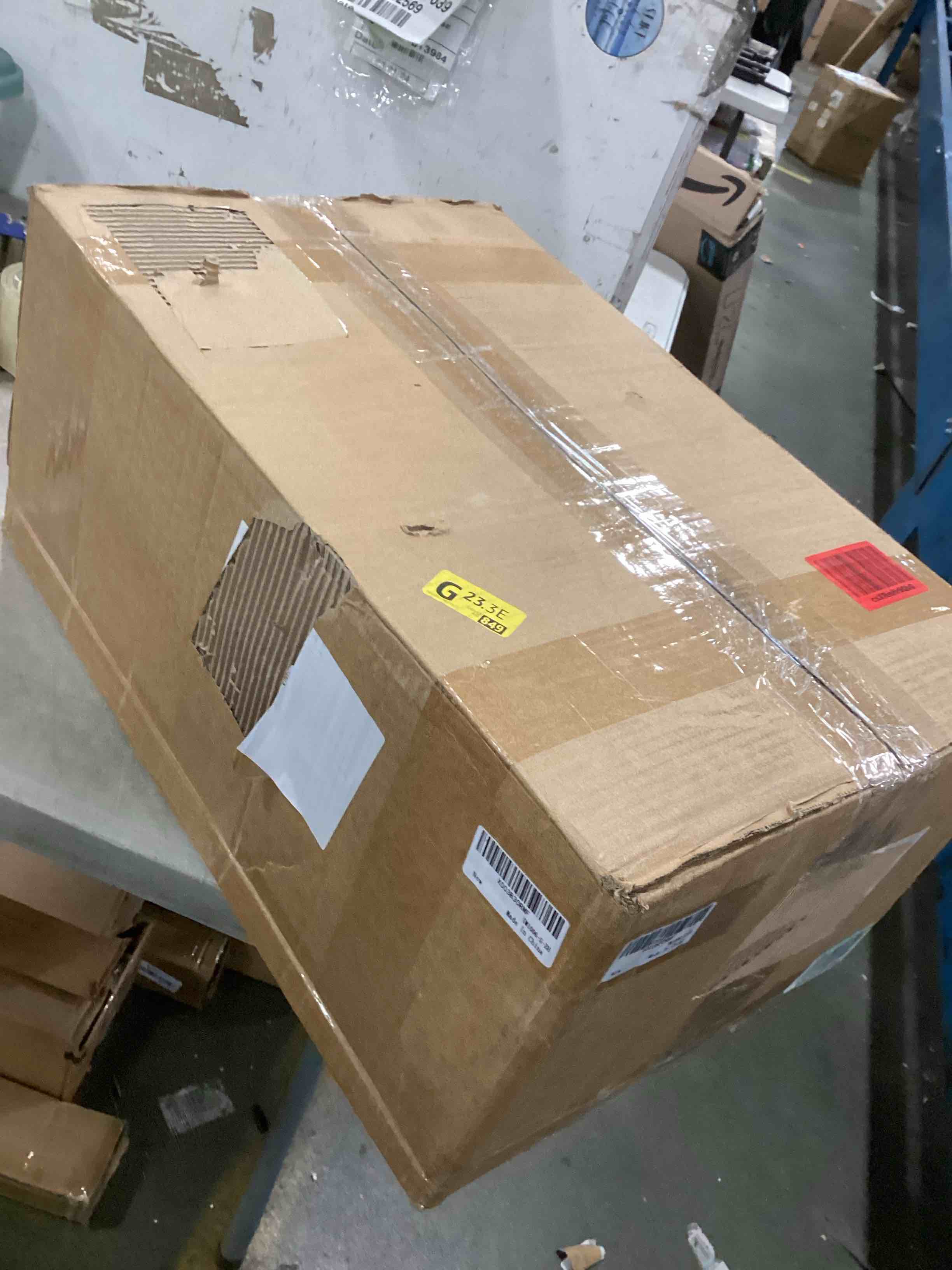 https://s3.amazonaws.com/lotting-images-prod/bidfta/YEL6358349_1711471007582.jpeg