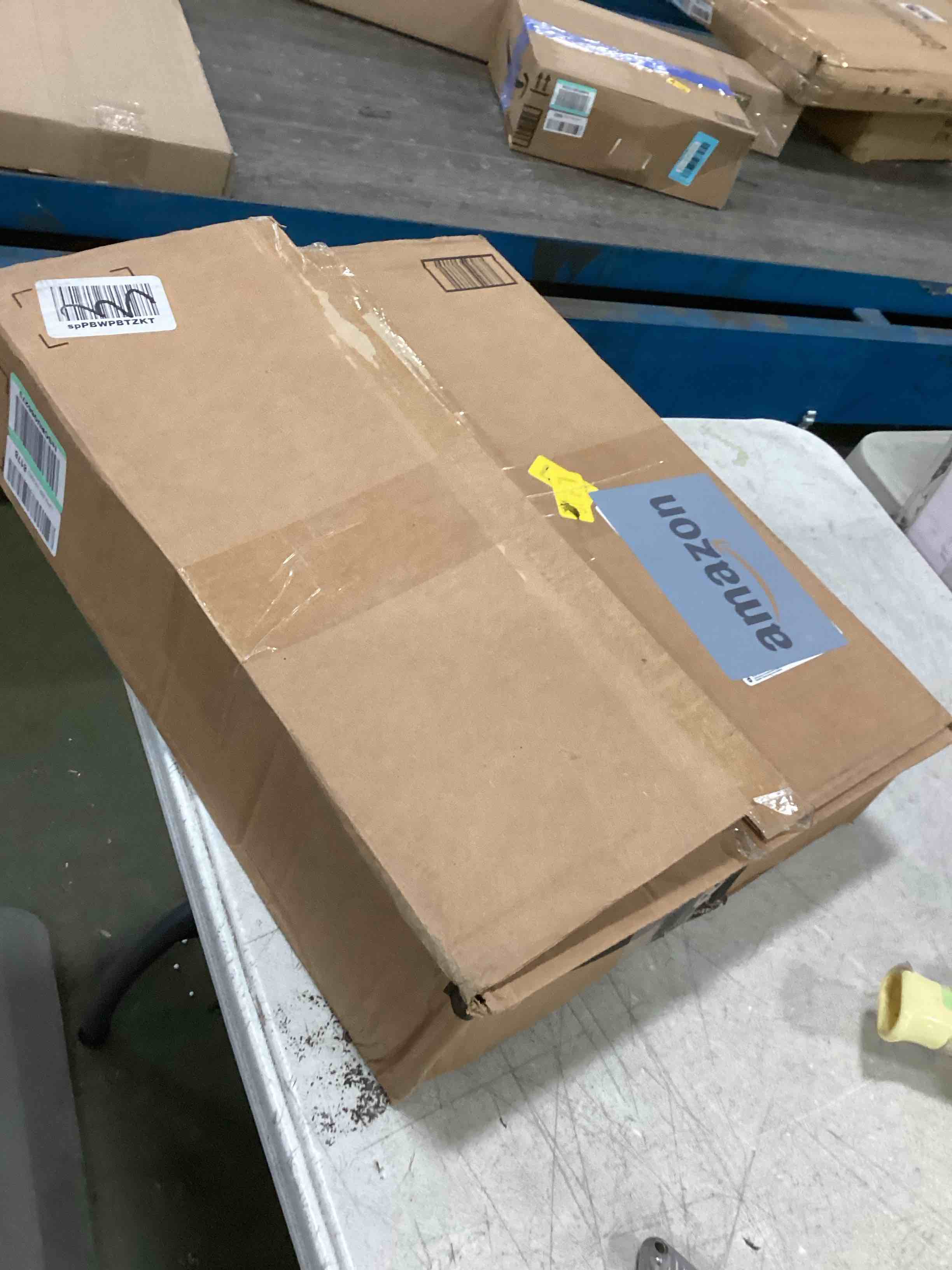 https://s3.amazonaws.com/lotting-images-prod/bidfta/YEL6358644_1711553255540.jpeg
