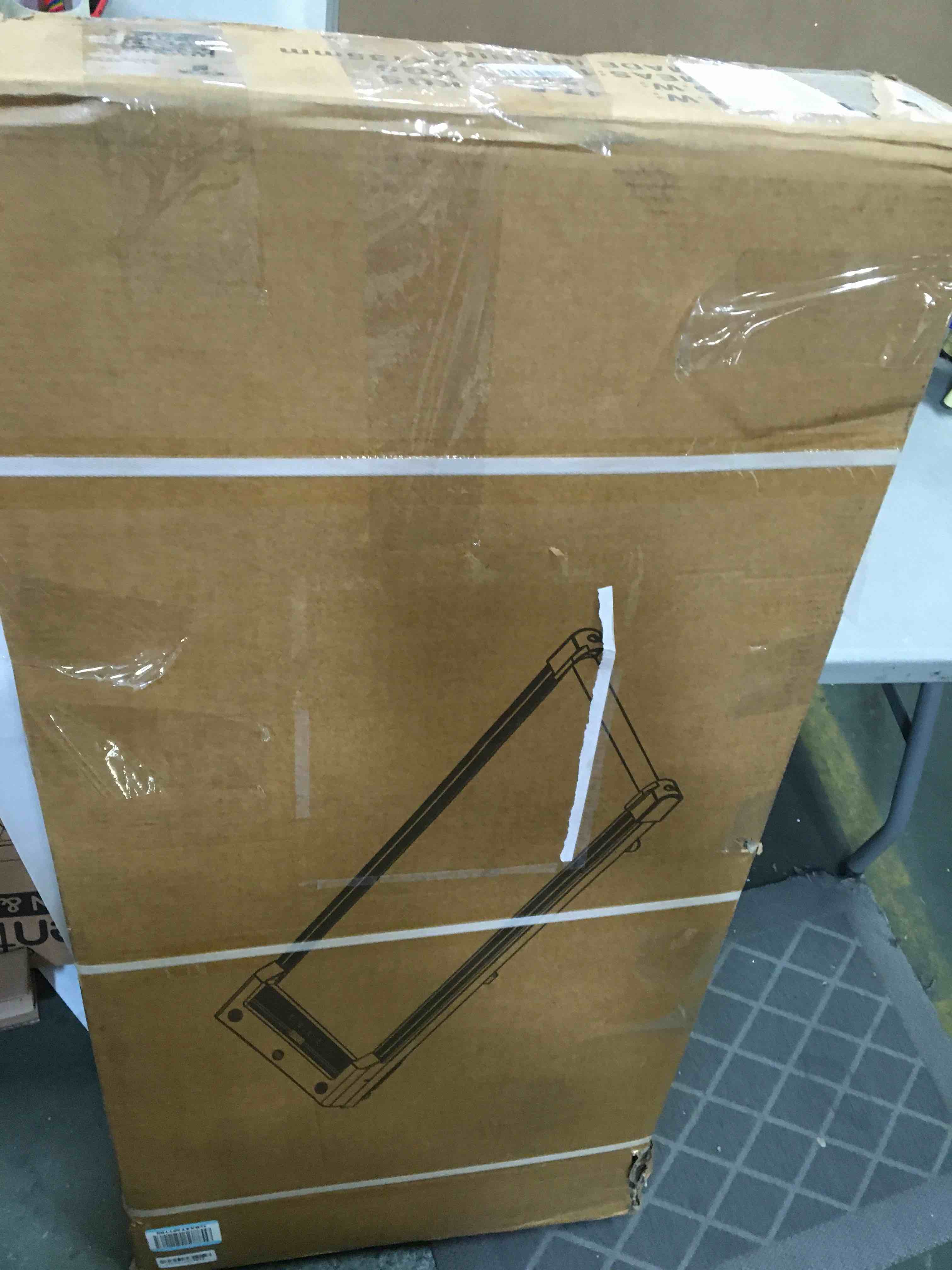 https://s3.amazonaws.com/lotting-images-prod/bidfta/YEL6359003_1711193476274.jpeg