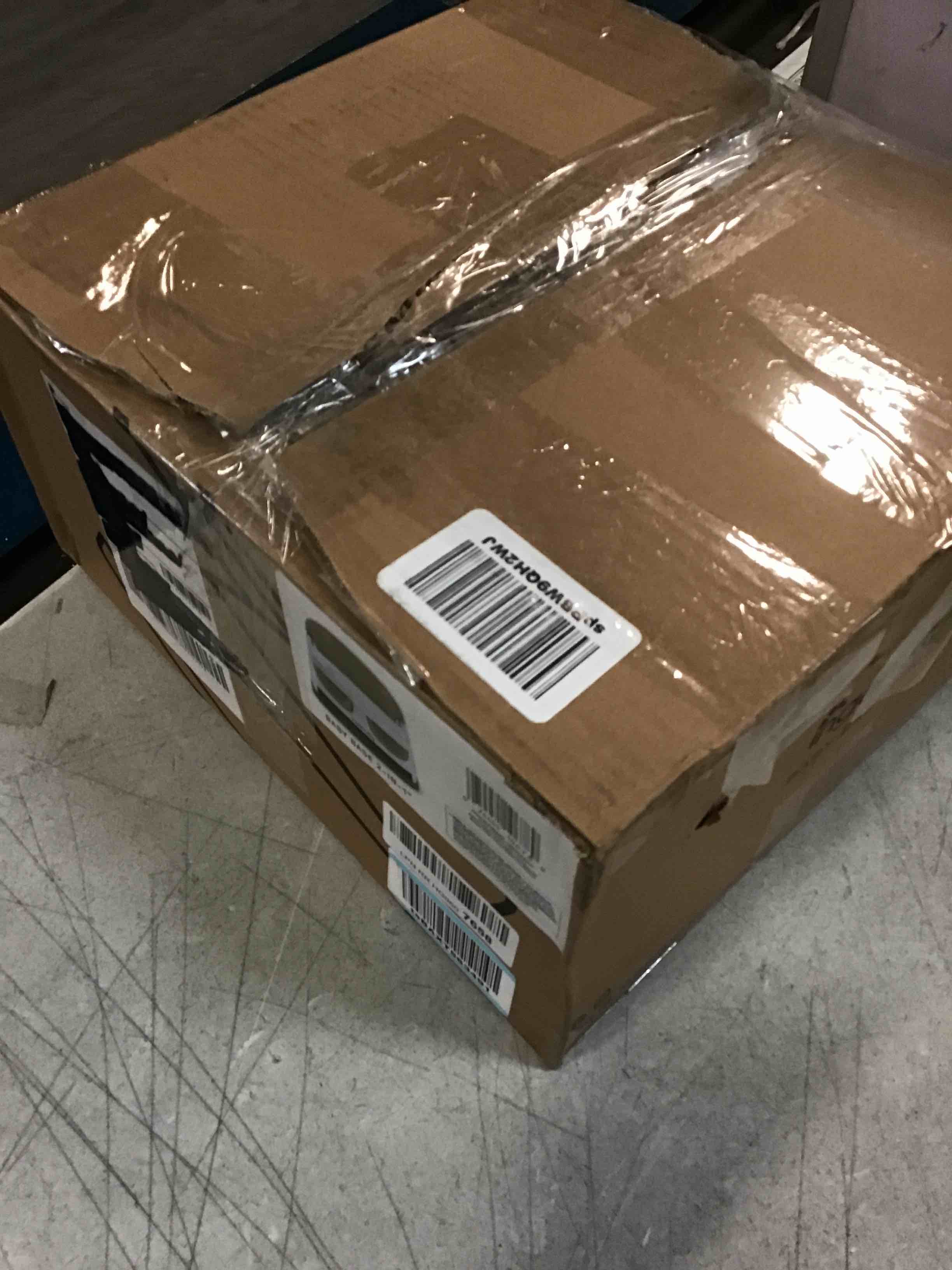 https://s3.amazonaws.com/lotting-images-prod/bidfta/YEL6359350_1711388551682.jpeg