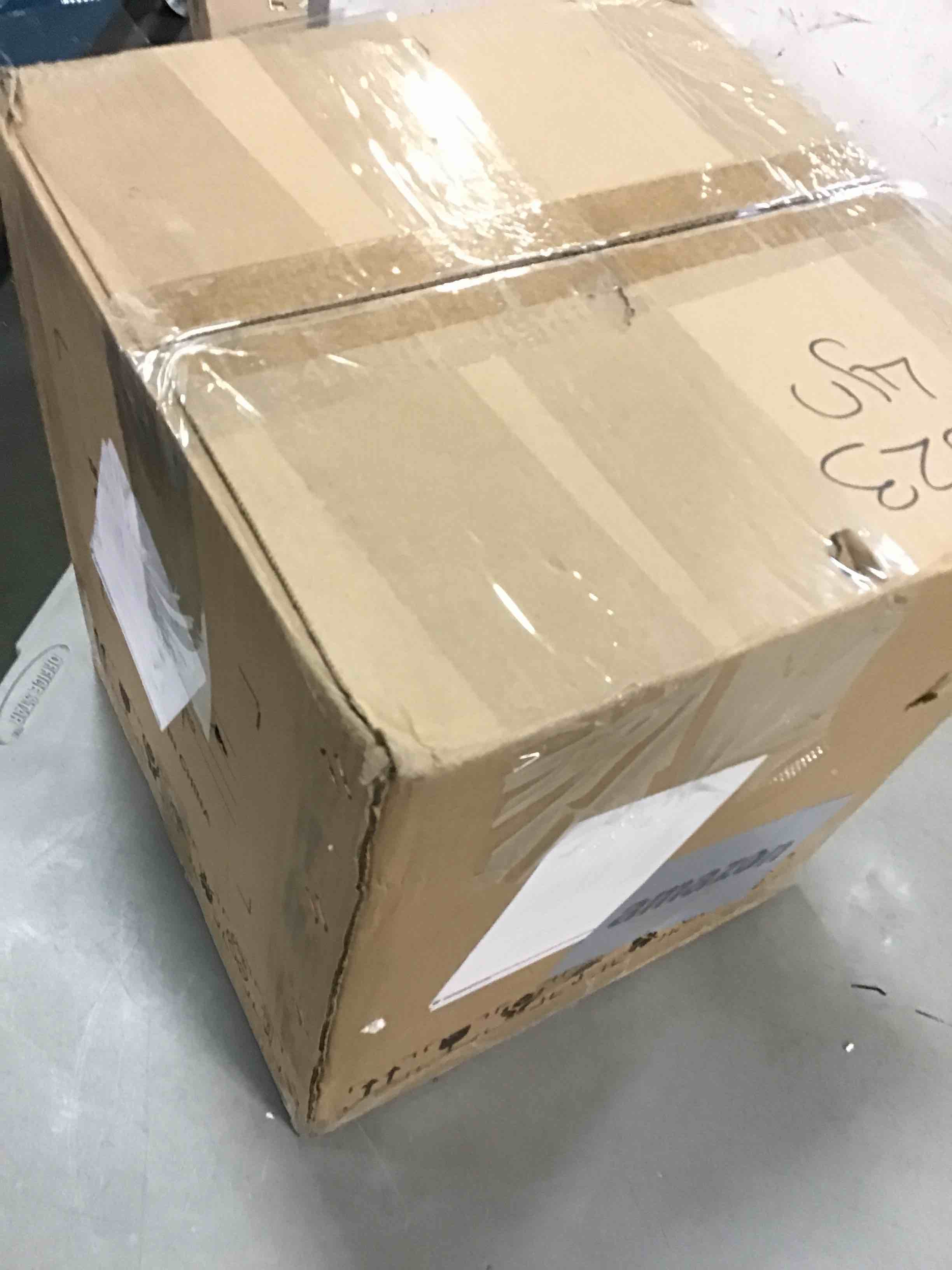 https://s3.amazonaws.com/lotting-images-prod/bidfta/YEL6359811_1711556764947.jpeg