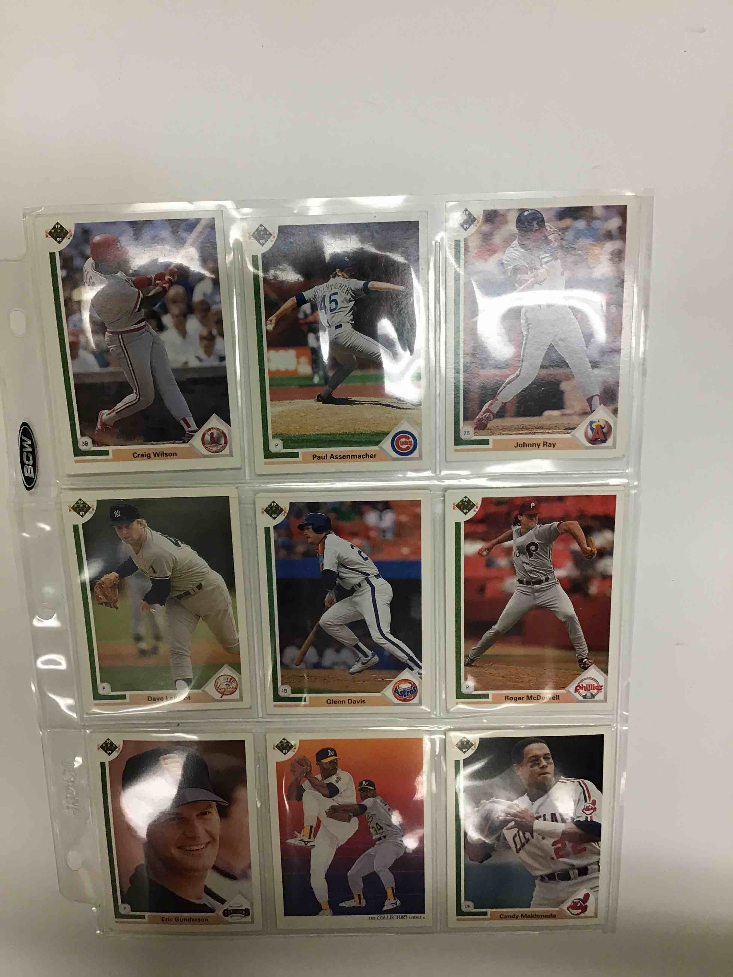 (9) The Upper Deck Trading Cards 