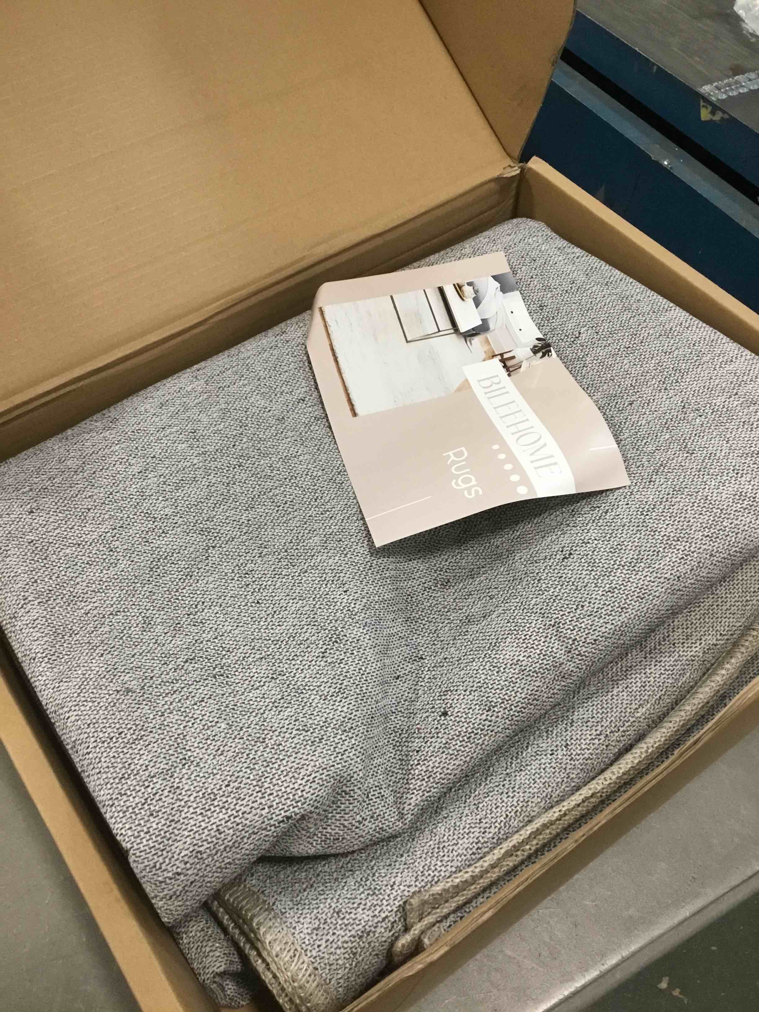 https://s3.amazonaws.com/lotting-images-prod/bidfta/YEL6362866_1711479813473.jpeg