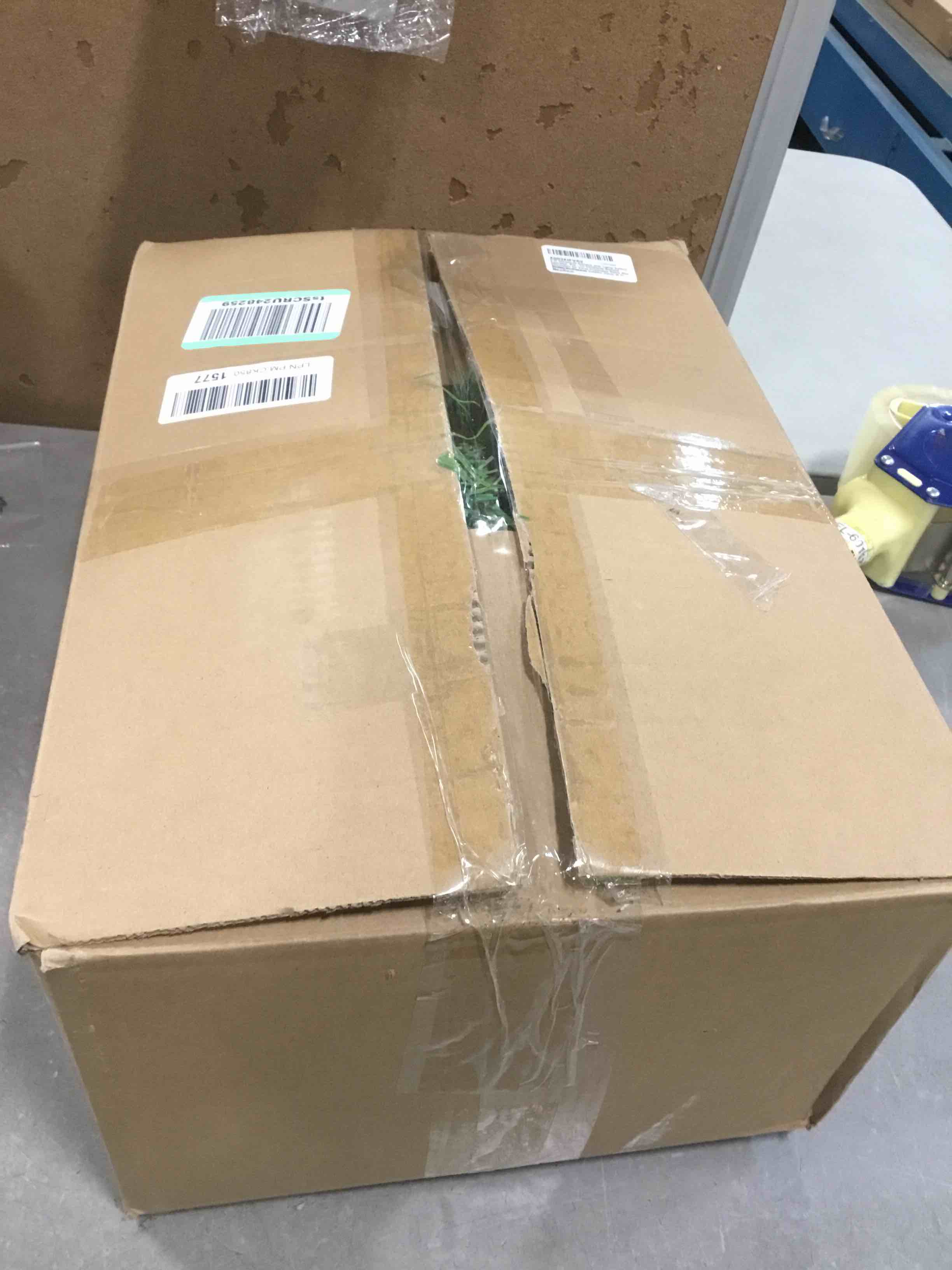 https://s3.amazonaws.com/lotting-images-prod/bidfta/YEL6362870_1711480259163.jpeg