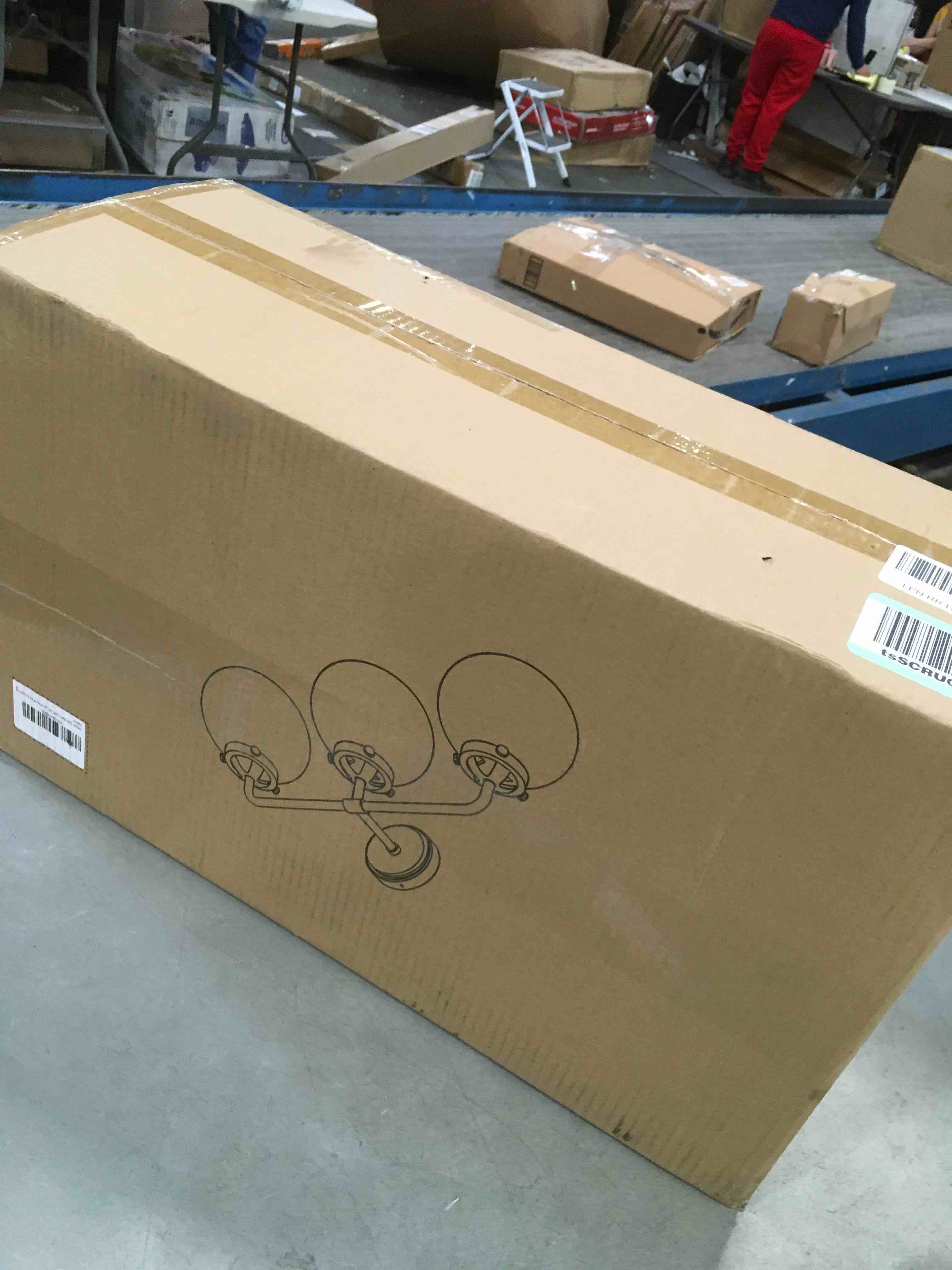 https://s3.amazonaws.com/lotting-images-prod/bidfta/YEL6363007_1711555002554.jpeg