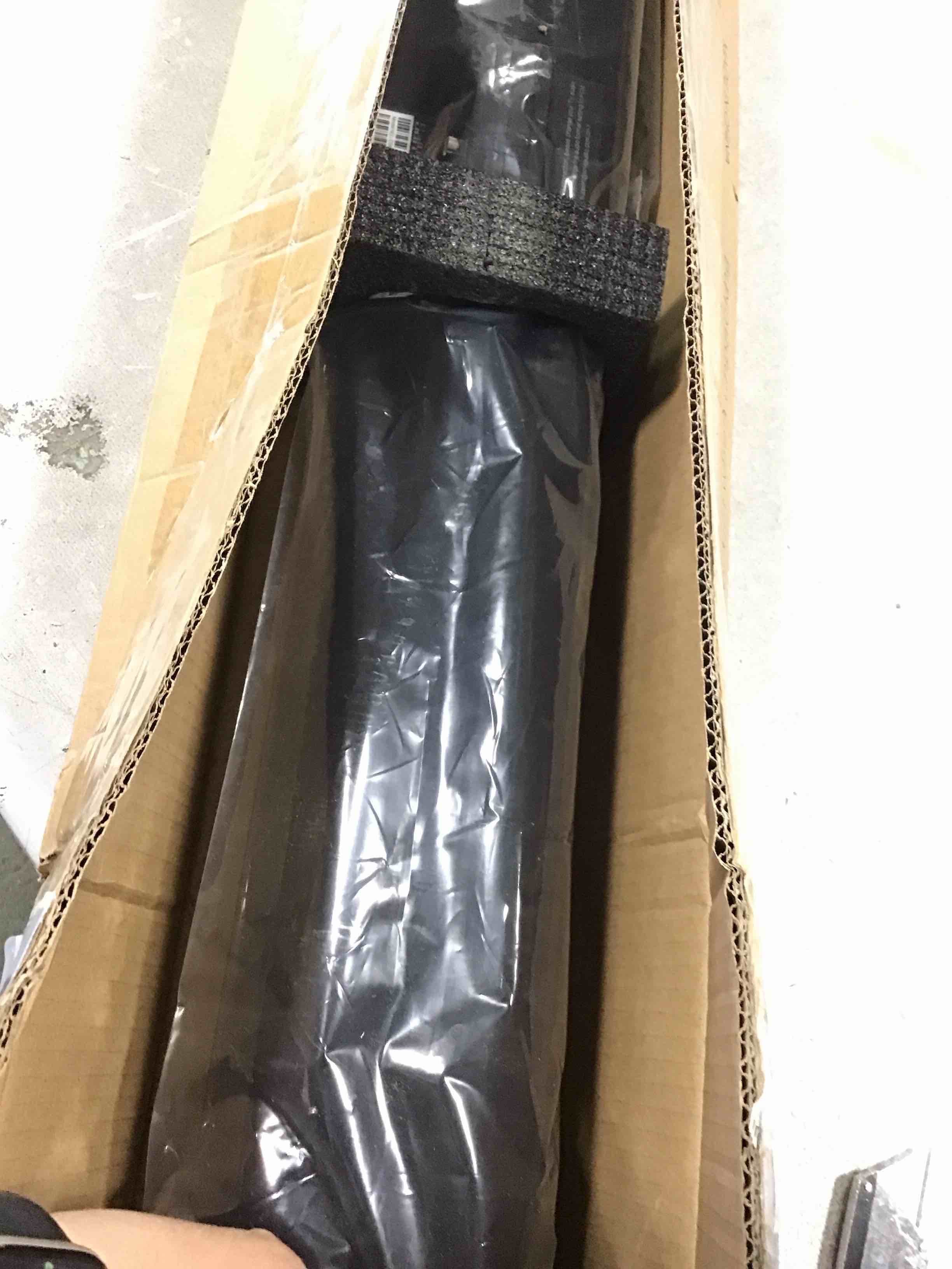 https://s3.amazonaws.com/lotting-images-prod/bidfta/YEL6364014_1711568407320.jpeg