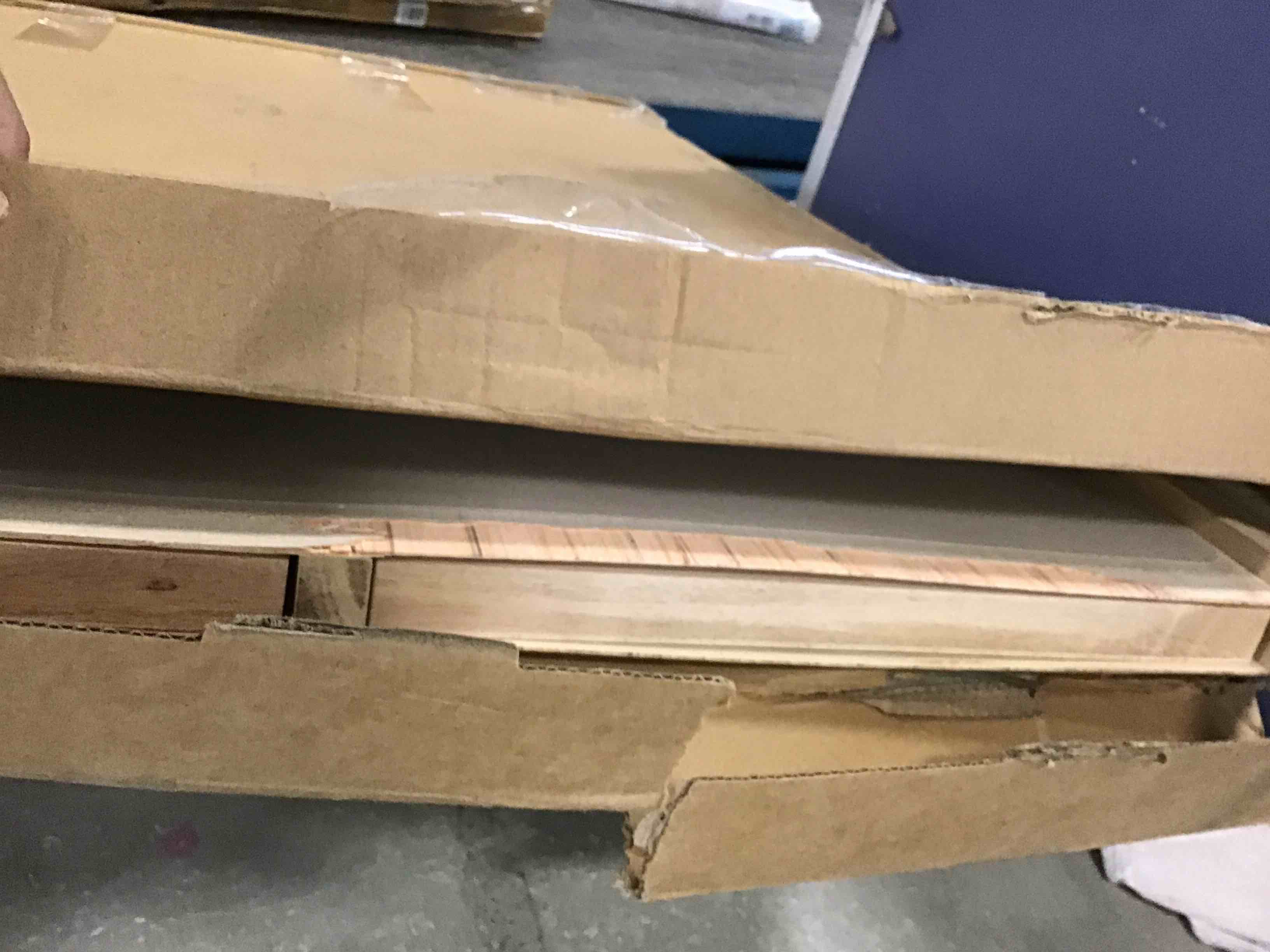 https://s3.amazonaws.com/lotting-images-prod/bidfta/YEL6364815_1711984341312.jpeg