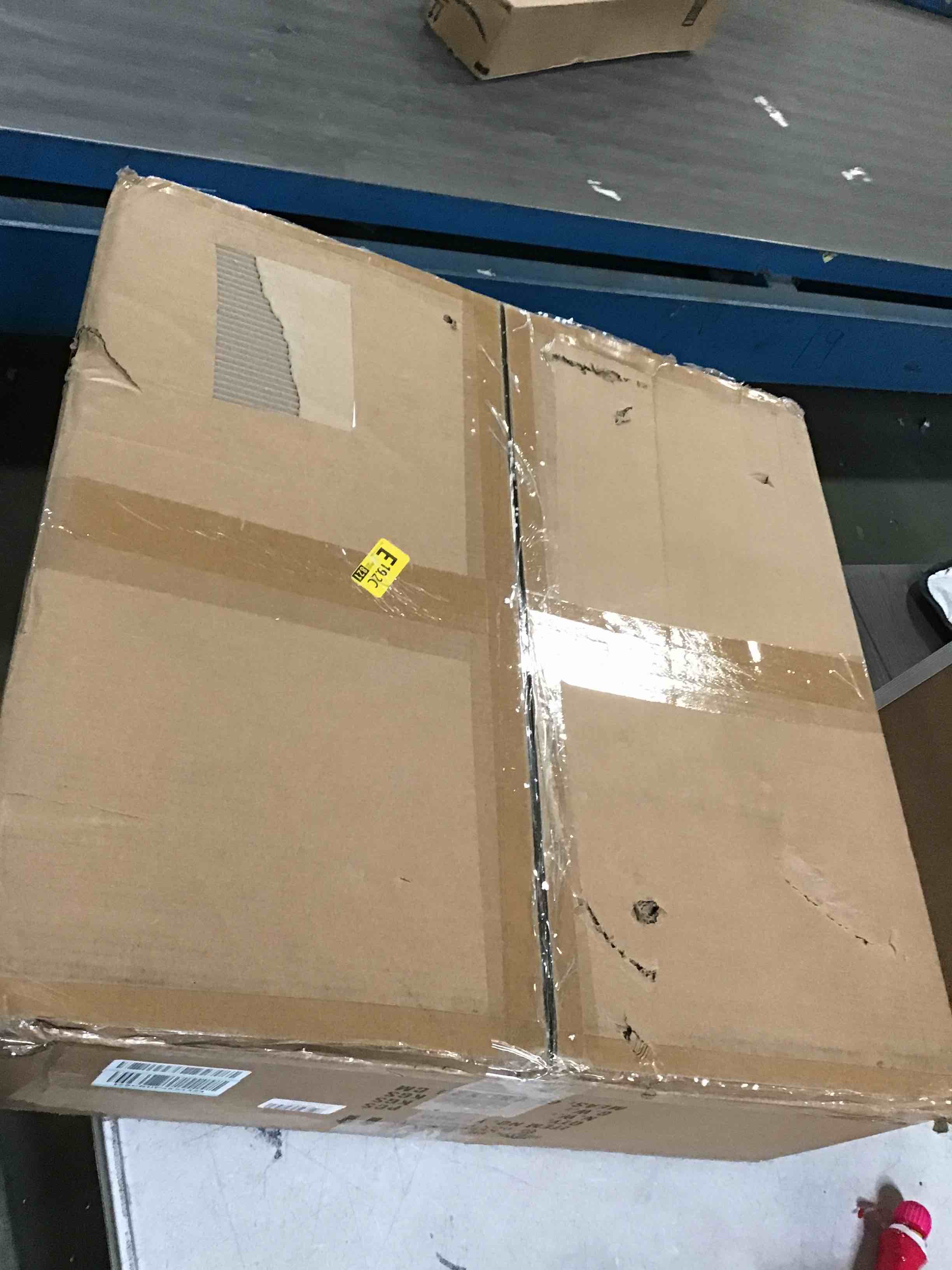https://s3.amazonaws.com/lotting-images-prod/bidfta/YEL6365244_1711386947888.jpeg