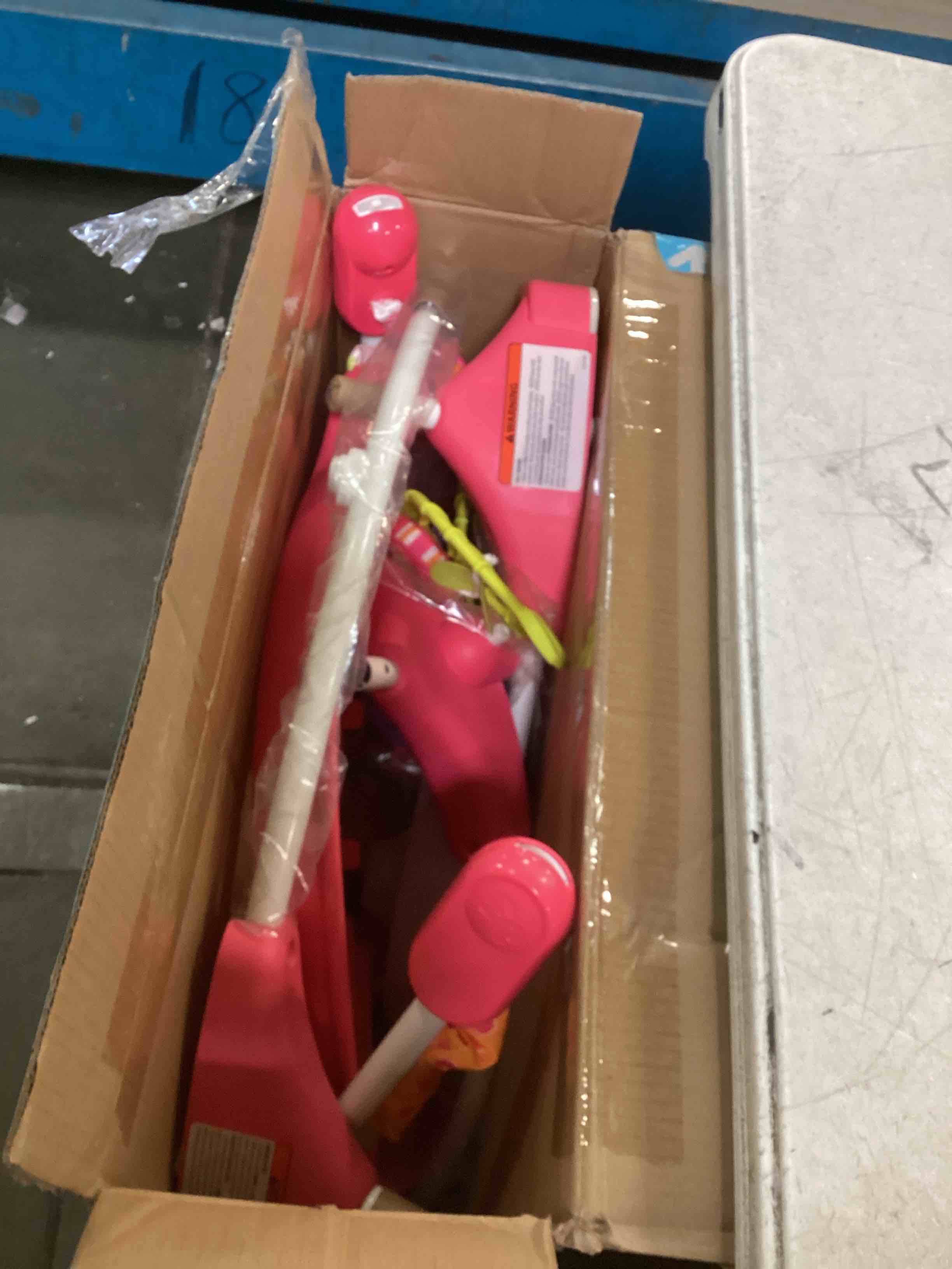 https://s3.amazonaws.com/lotting-images-prod/bidfta/YEL6365736_1711641753757.jpeg