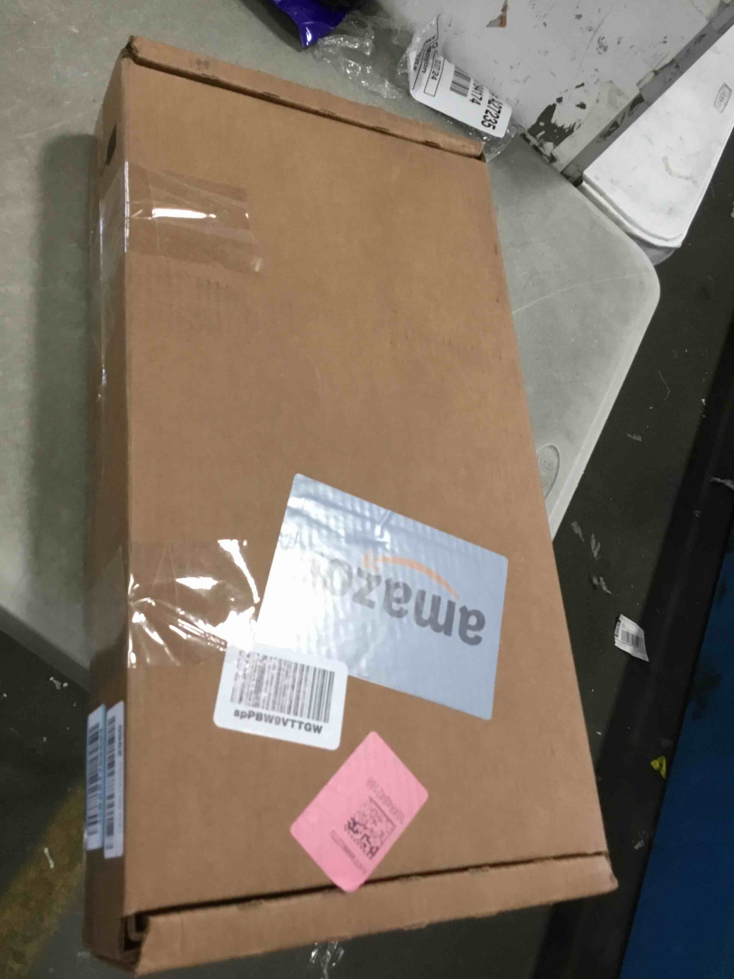 https://s3.amazonaws.com/lotting-images-prod/bidfta/YEL6367071_1711734140712.jpeg