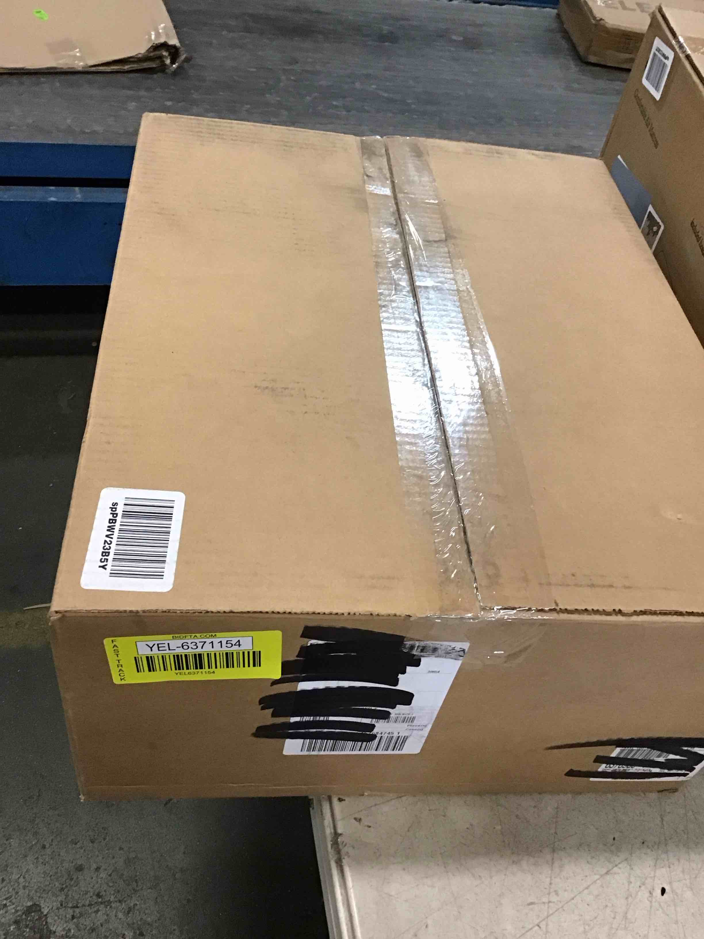 https://s3.amazonaws.com/lotting-images-prod/bidfta/YEL6371154_1713279374986.jpeg