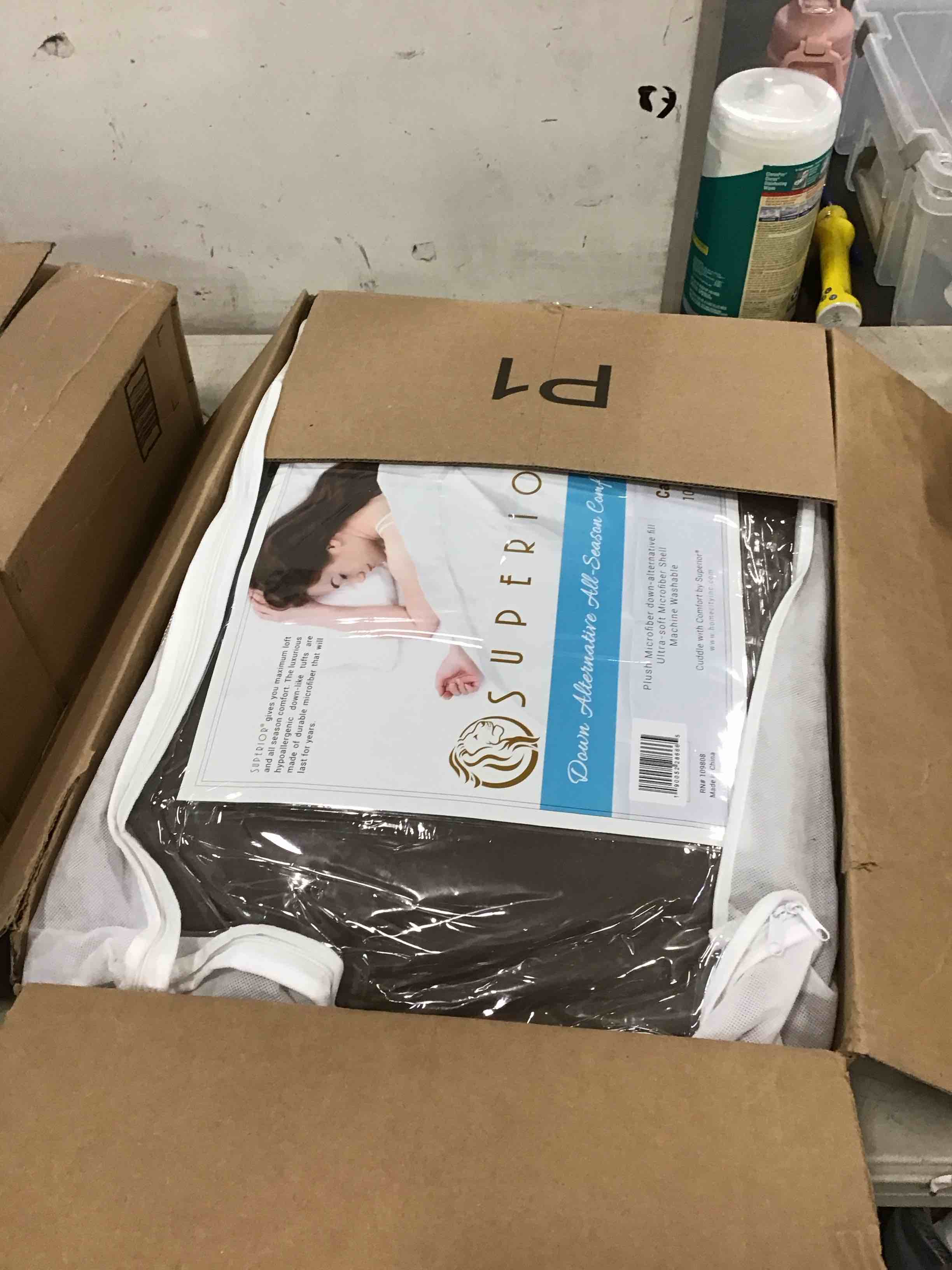 https://s3.amazonaws.com/lotting-images-prod/bidfta/YEL6371300_1713297969348.jpeg