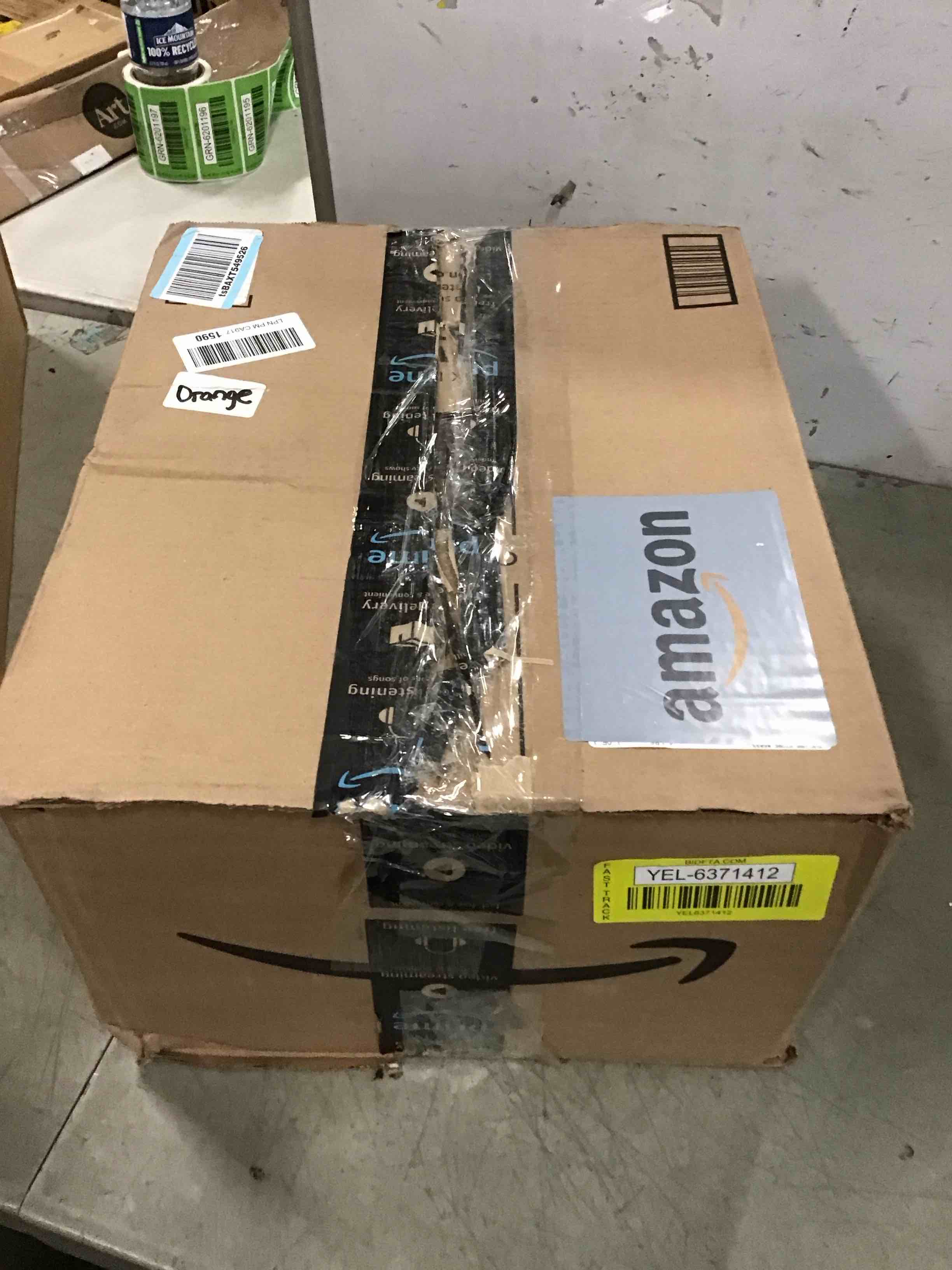 https://s3.amazonaws.com/lotting-images-prod/bidfta/YEL6371412_1713366135036.jpeg