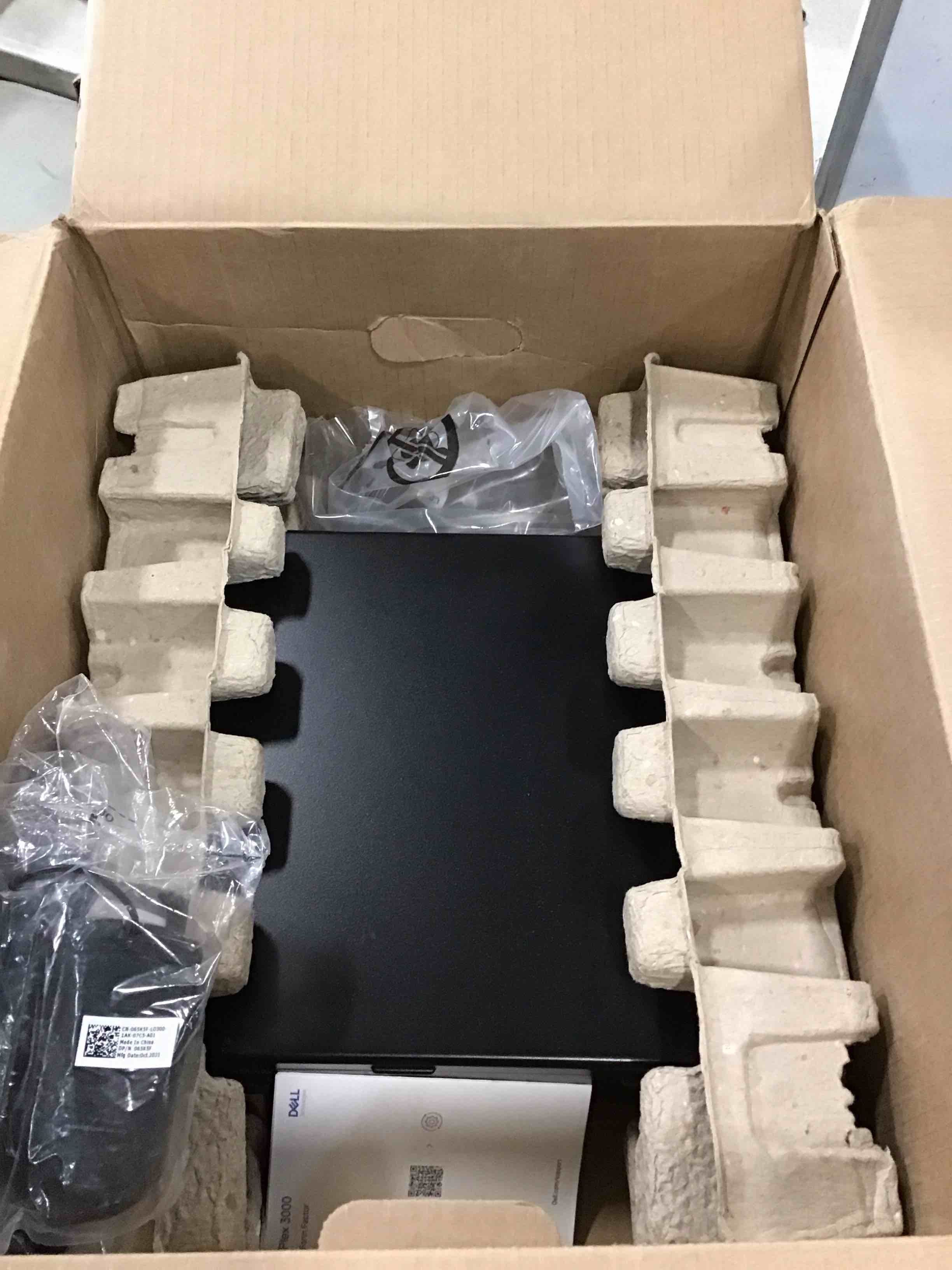 https://s3.amazonaws.com/lotting-images-prod/bidfta/YEL6371422_1713367854518.jpeg