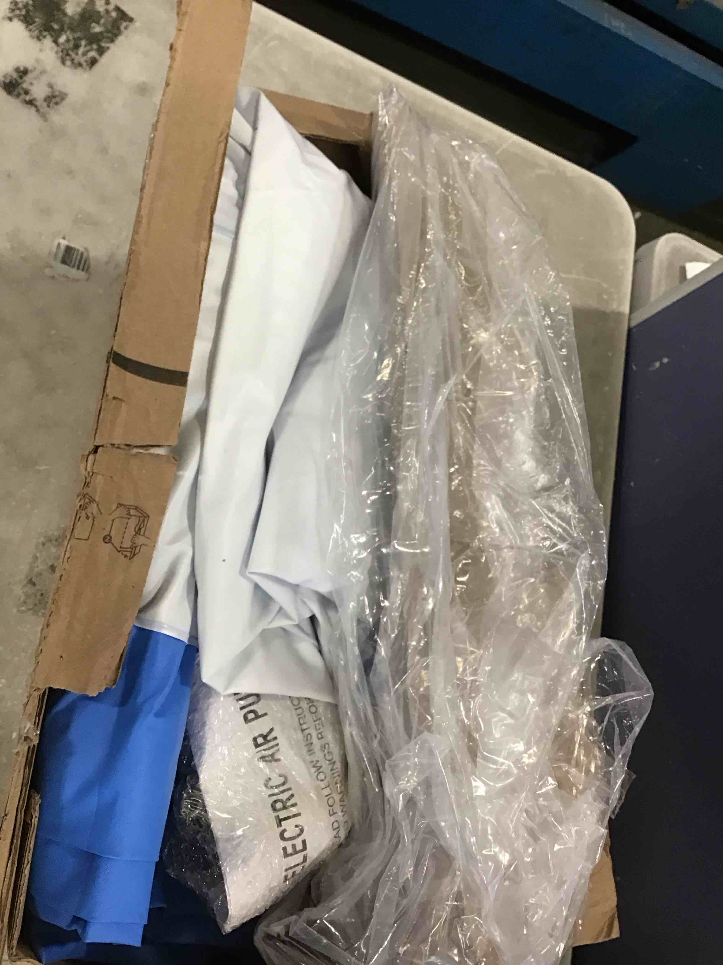 https://s3.amazonaws.com/lotting-images-prod/bidfta/YEL6372293_1713960907041.jpeg