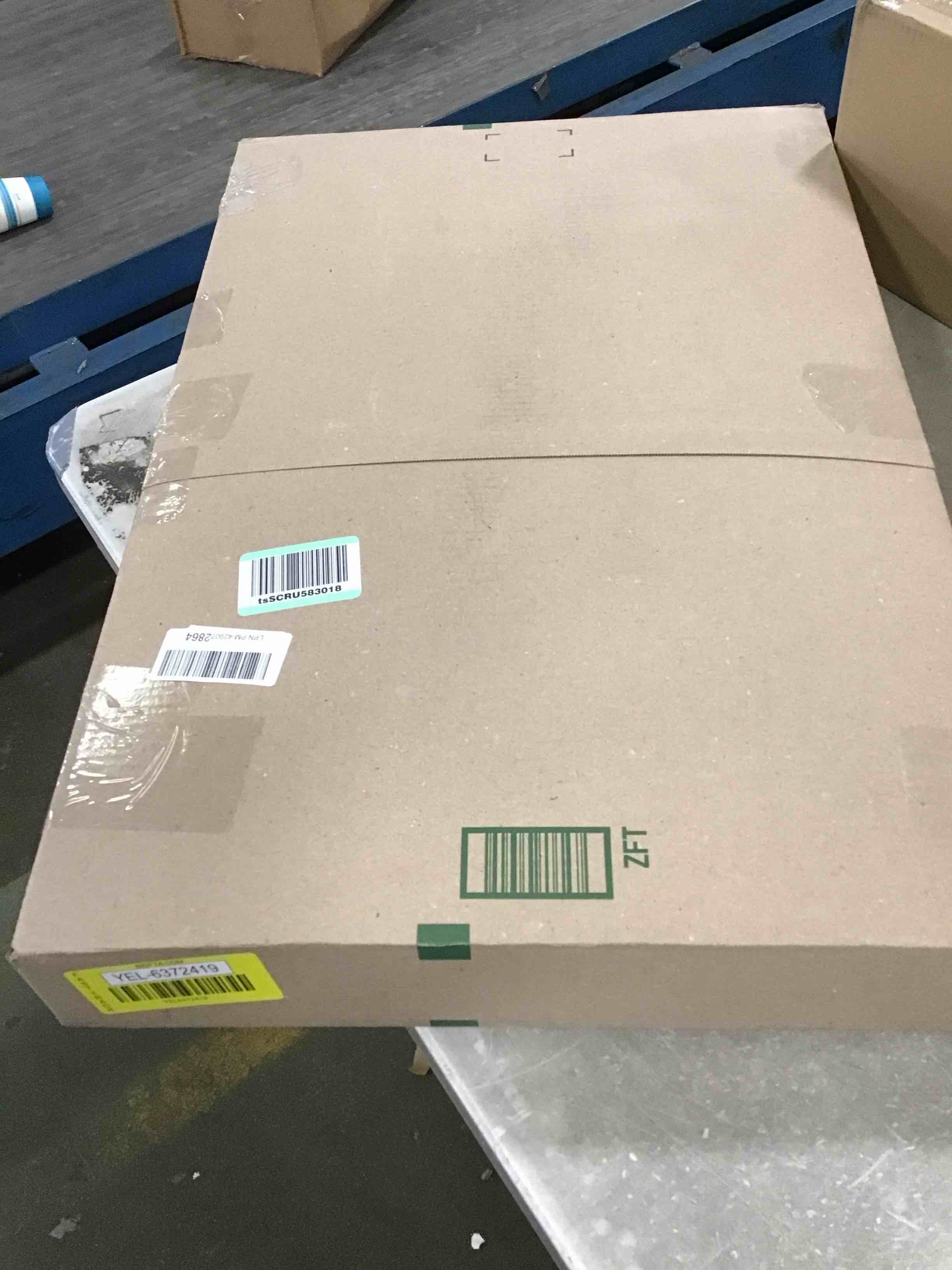 https://s3.amazonaws.com/lotting-images-prod/bidfta/YEL6372419_1713980788581.jpeg