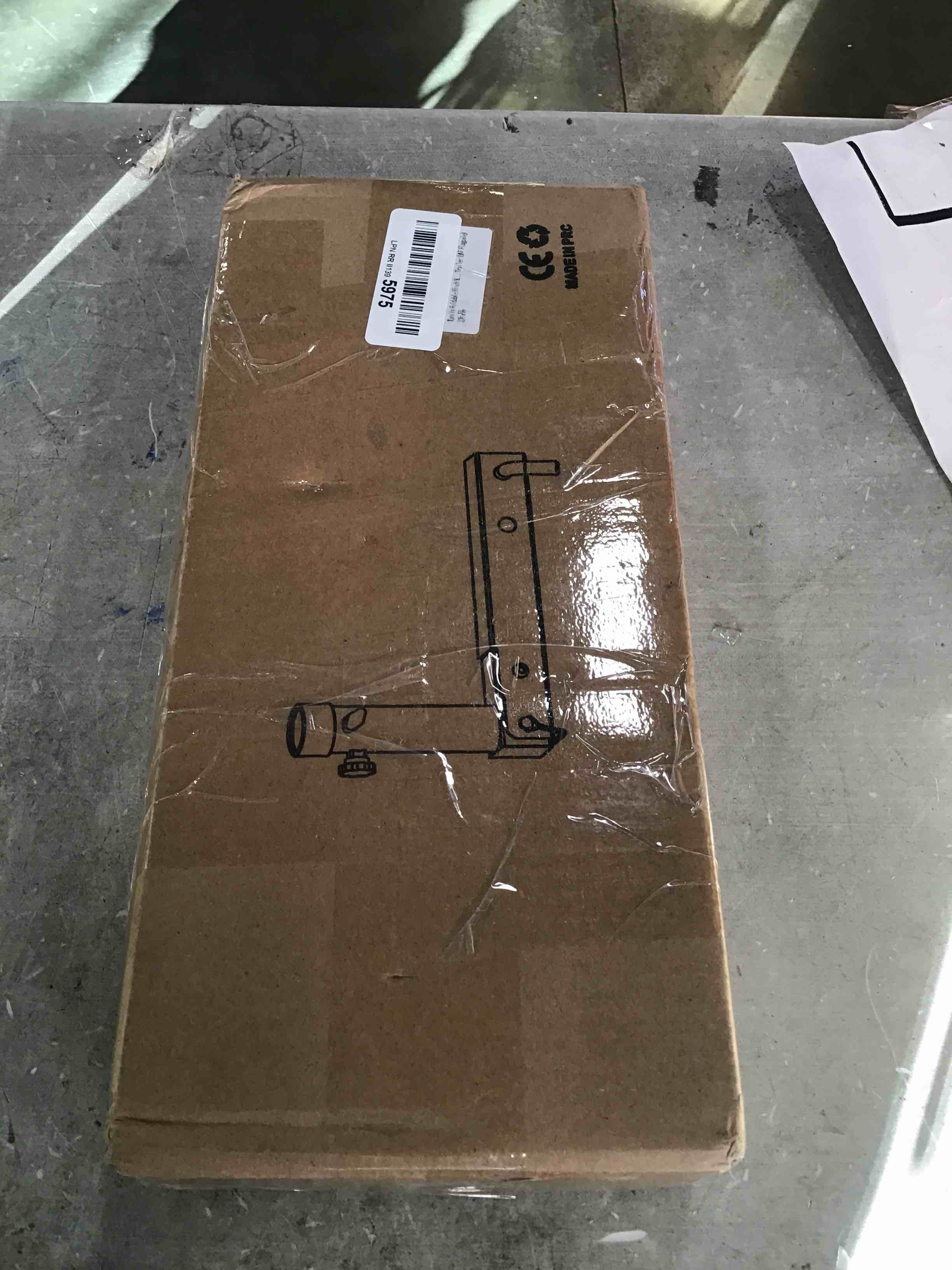 https://s3.amazonaws.com/lotting-images-prod/bidfta/YEL6372962_1713788077449.jpeg