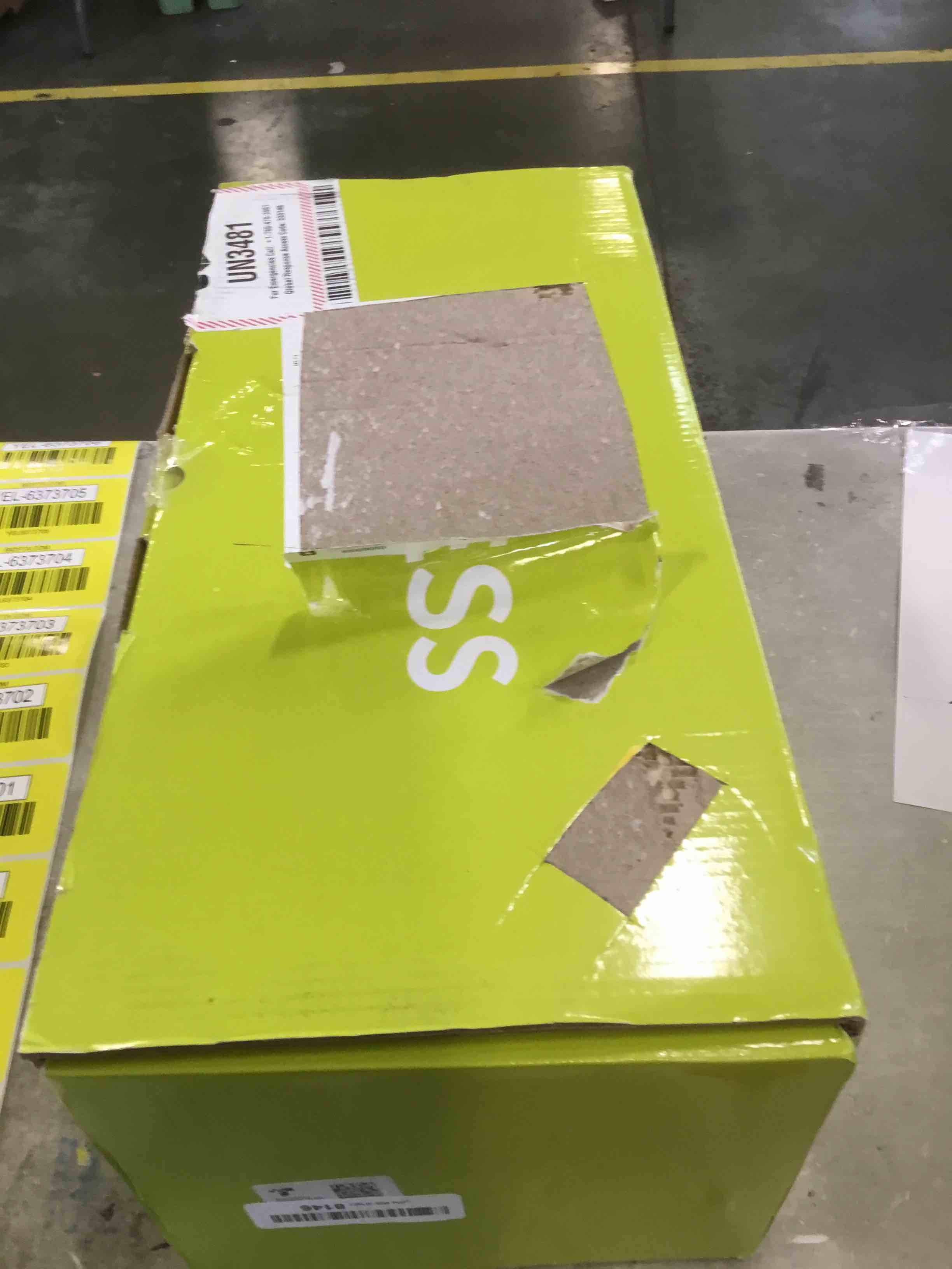 https://s3.amazonaws.com/lotting-images-prod/bidfta/YEL6373698_1713902516101.jpeg